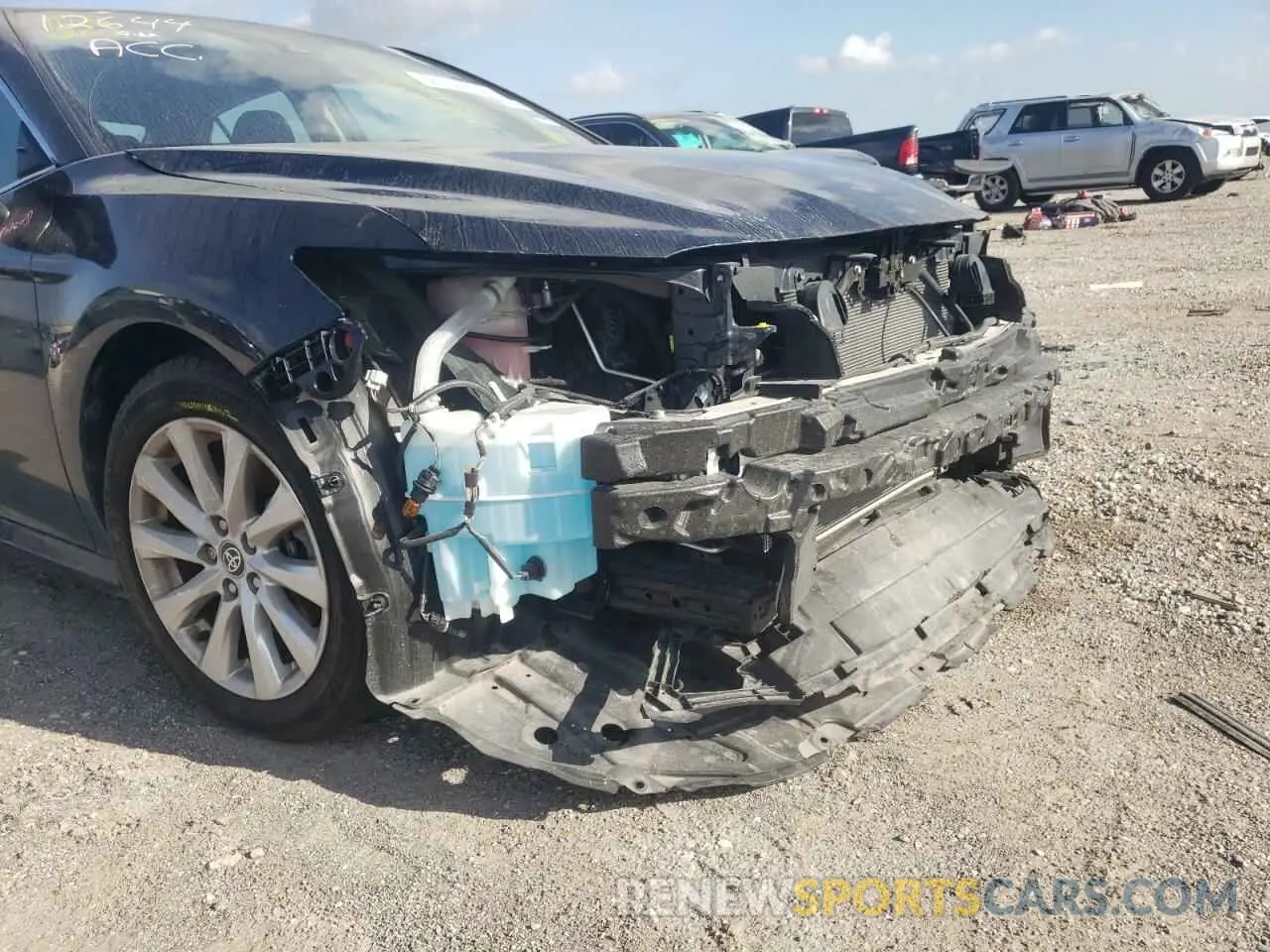 9 Photograph of a damaged car 4T1C11AK0LU361639 TOYOTA CAMRY 2020