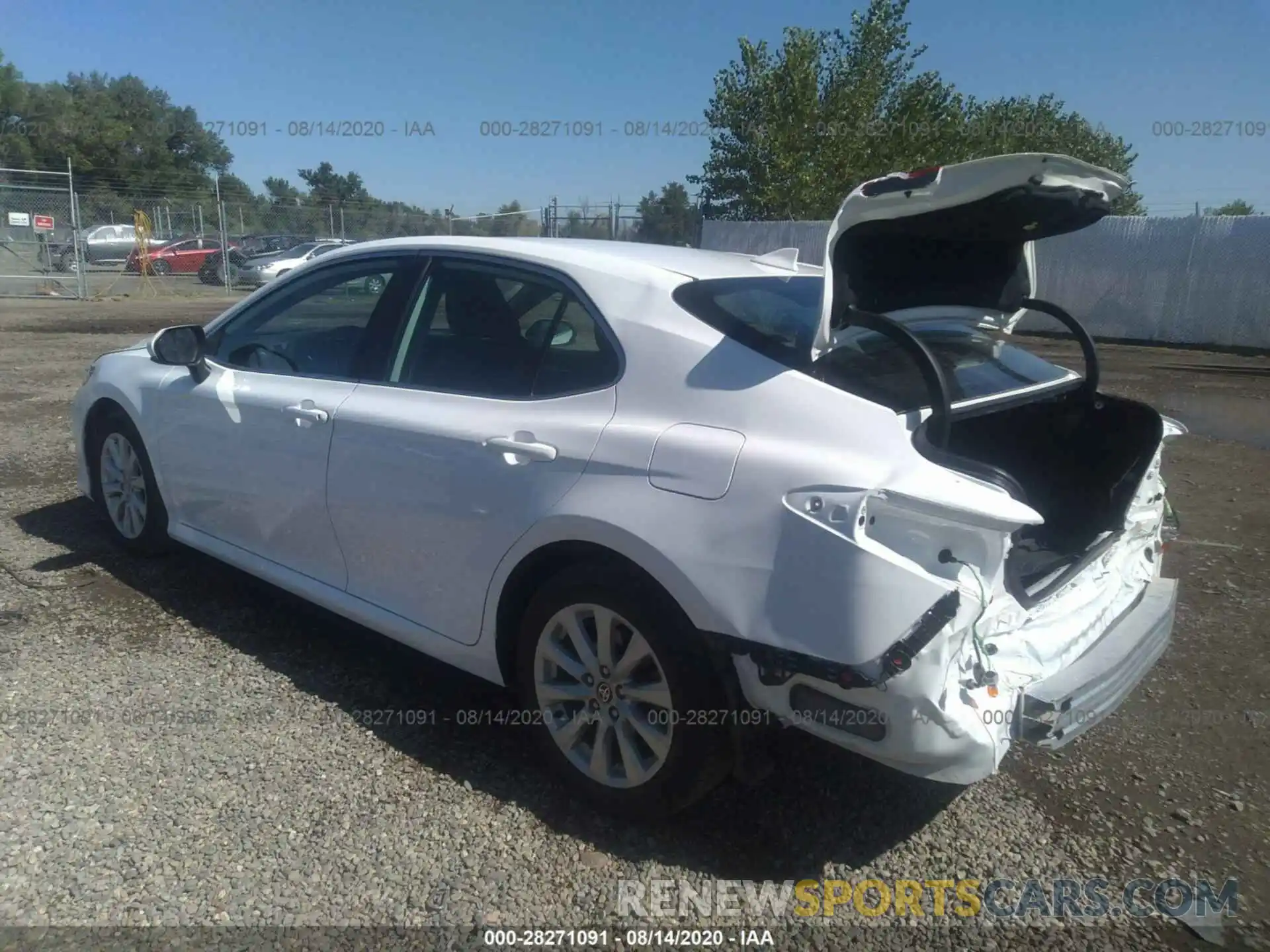 3 Photograph of a damaged car 4T1C11AK0LU365075 TOYOTA CAMRY 2020