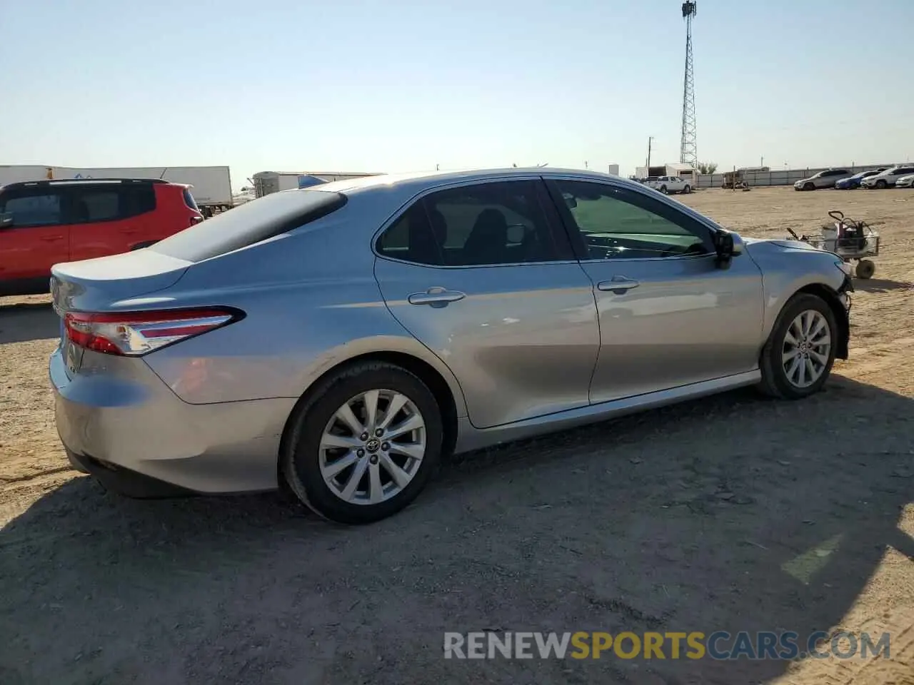3 Photograph of a damaged car 4T1C11AK0LU365528 TOYOTA CAMRY 2020