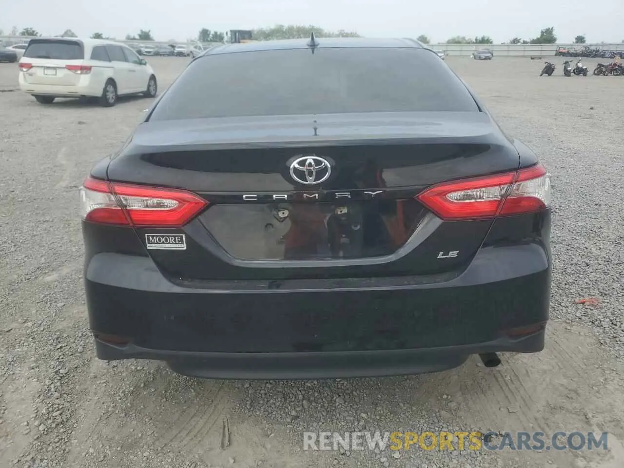 6 Photograph of a damaged car 4T1C11AK0LU365724 TOYOTA CAMRY 2020