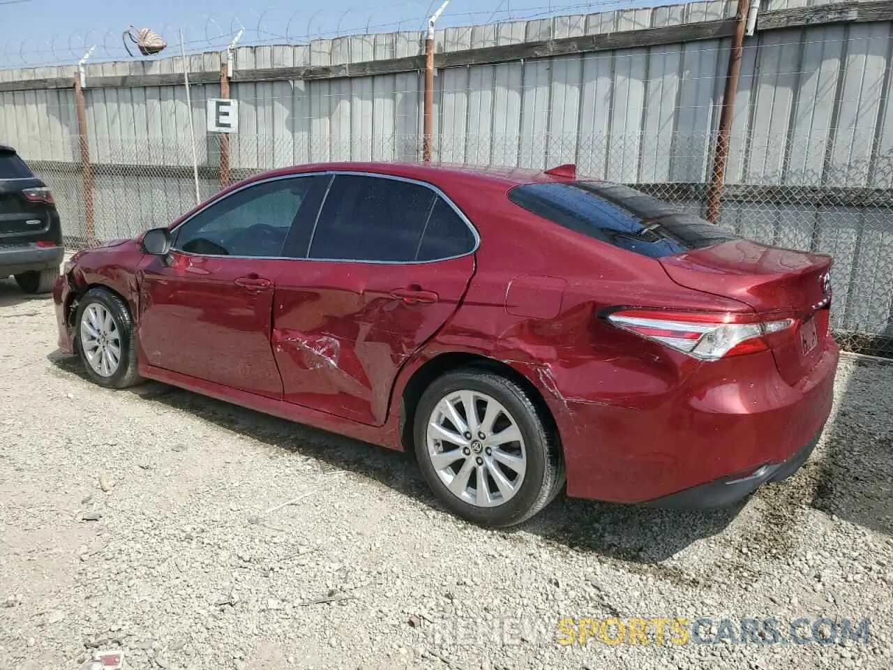 2 Photograph of a damaged car 4T1C11AK0LU373418 TOYOTA CAMRY 2020