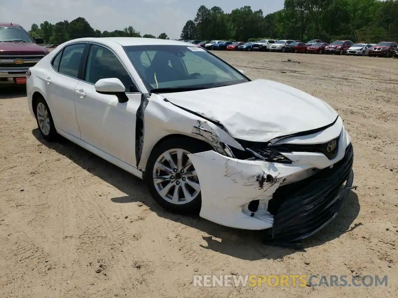 1 Photograph of a damaged car 4T1C11AK0LU866841 TOYOTA CAMRY 2020