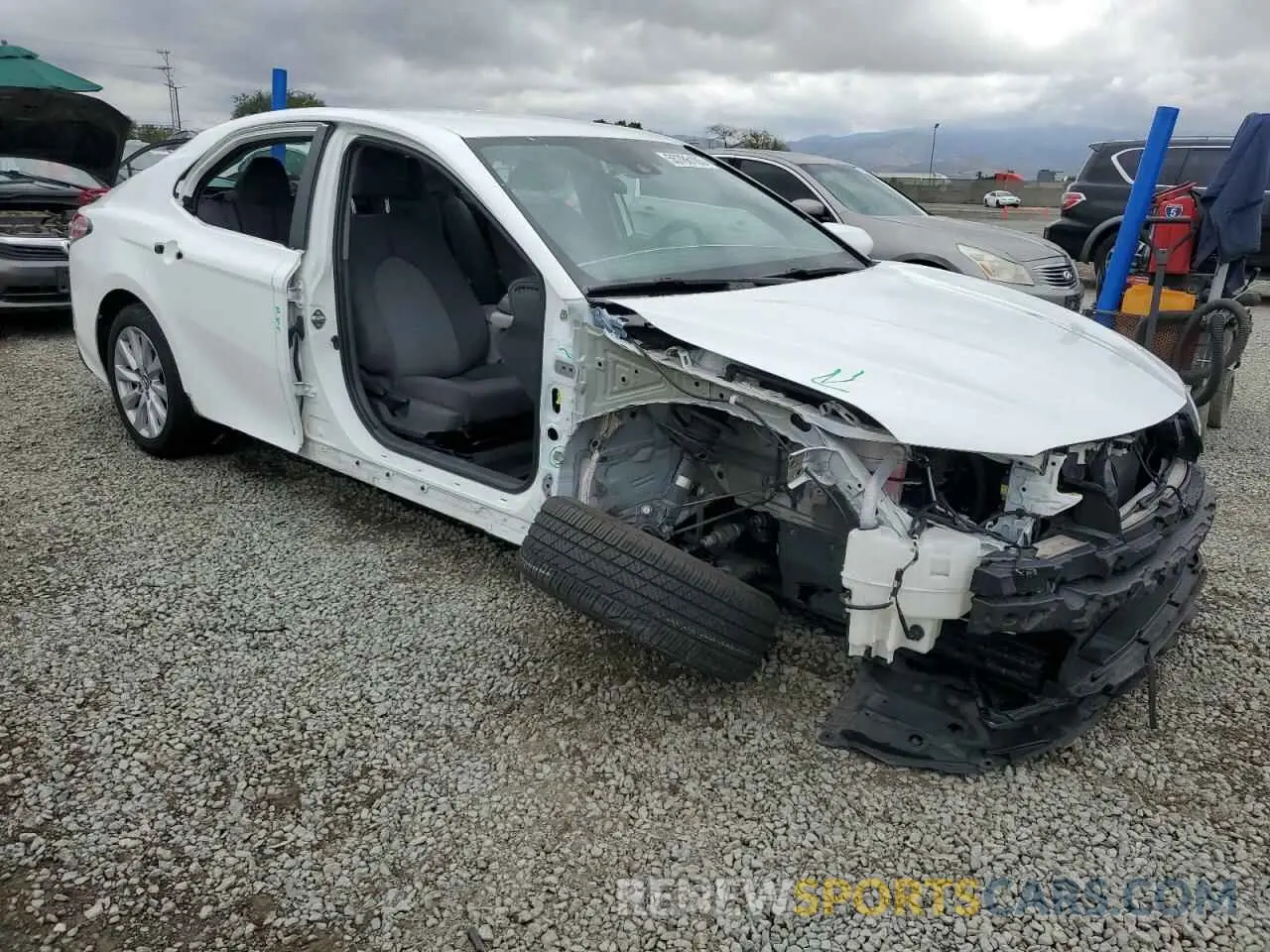 4 Photograph of a damaged car 4T1C11AK0LU879167 TOYOTA CAMRY 2020