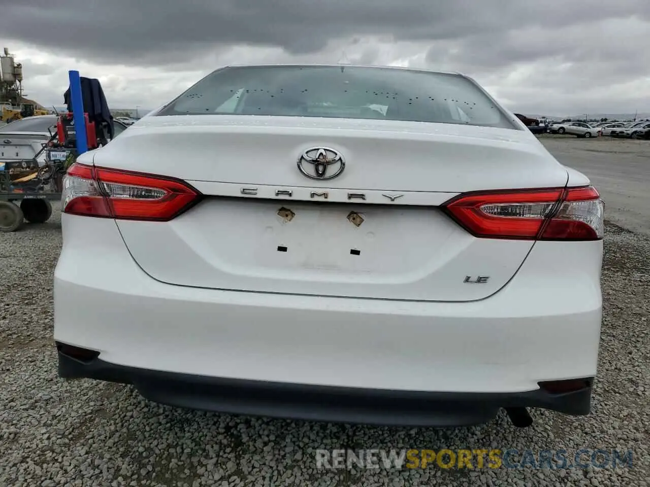 6 Photograph of a damaged car 4T1C11AK0LU879167 TOYOTA CAMRY 2020