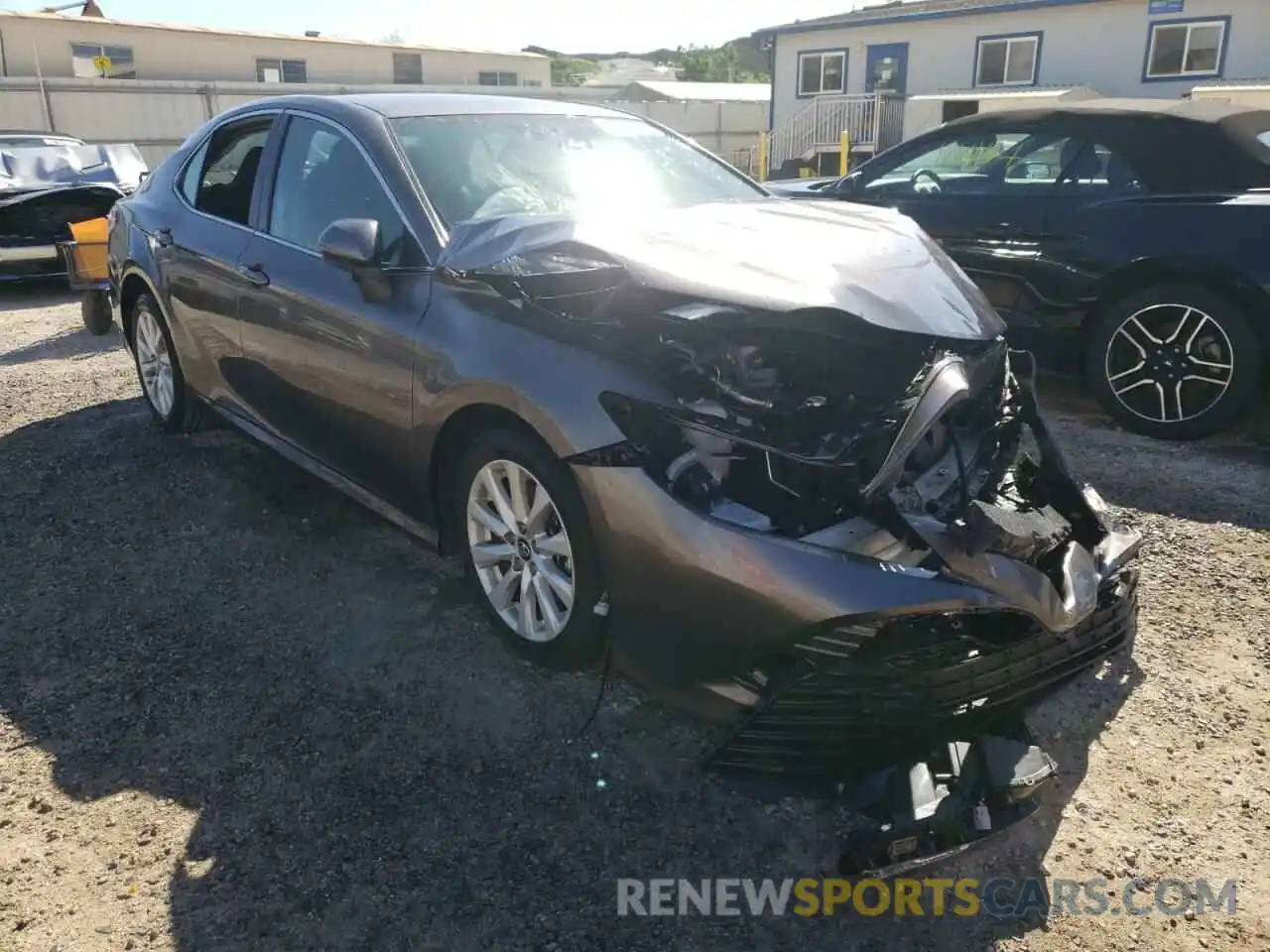 1 Photograph of a damaged car 4T1C11AK0LU890878 TOYOTA CAMRY 2020