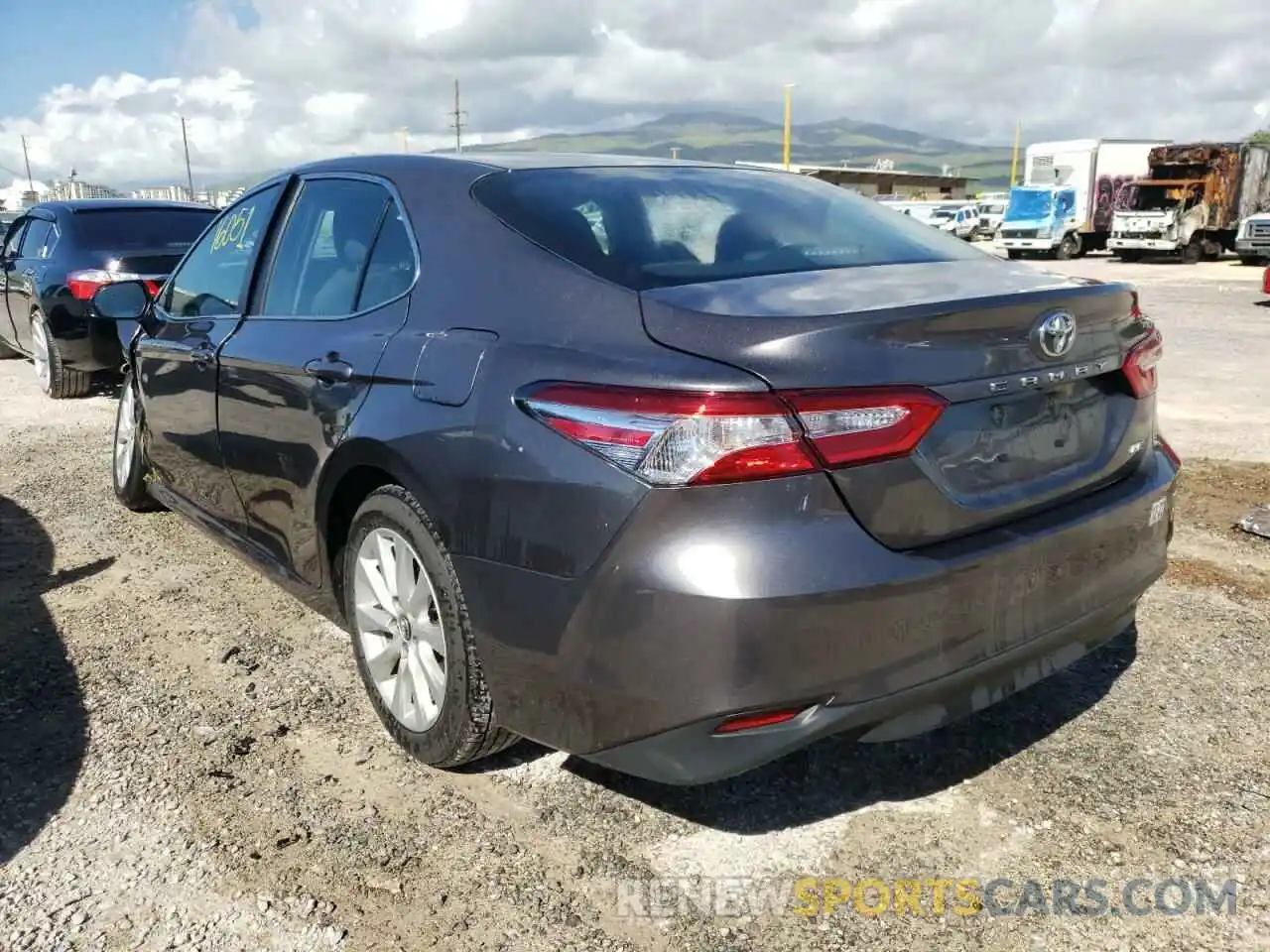 3 Photograph of a damaged car 4T1C11AK0LU890878 TOYOTA CAMRY 2020