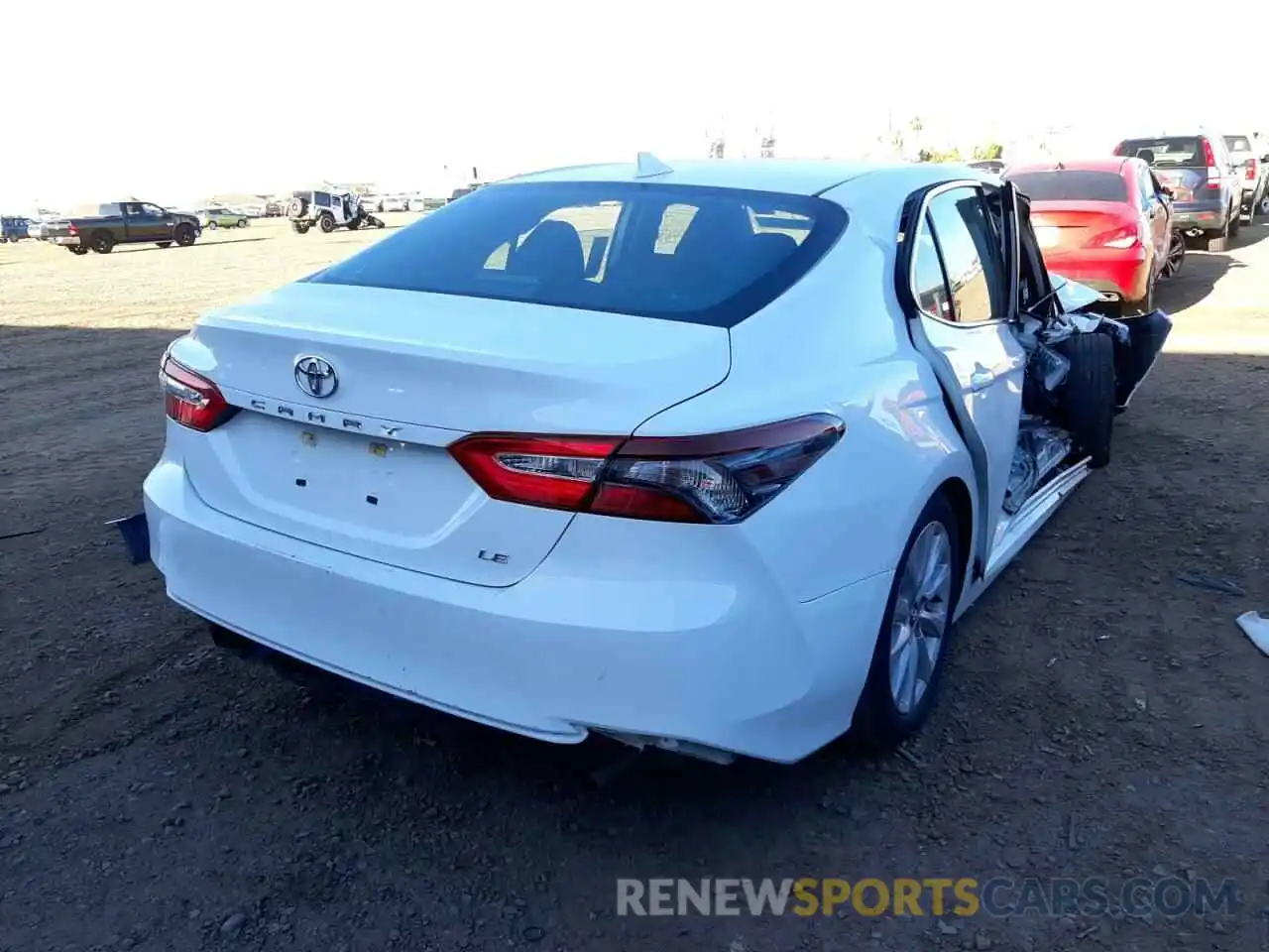 4 Photograph of a damaged car 4T1C11AK0LU917626 TOYOTA CAMRY 2020