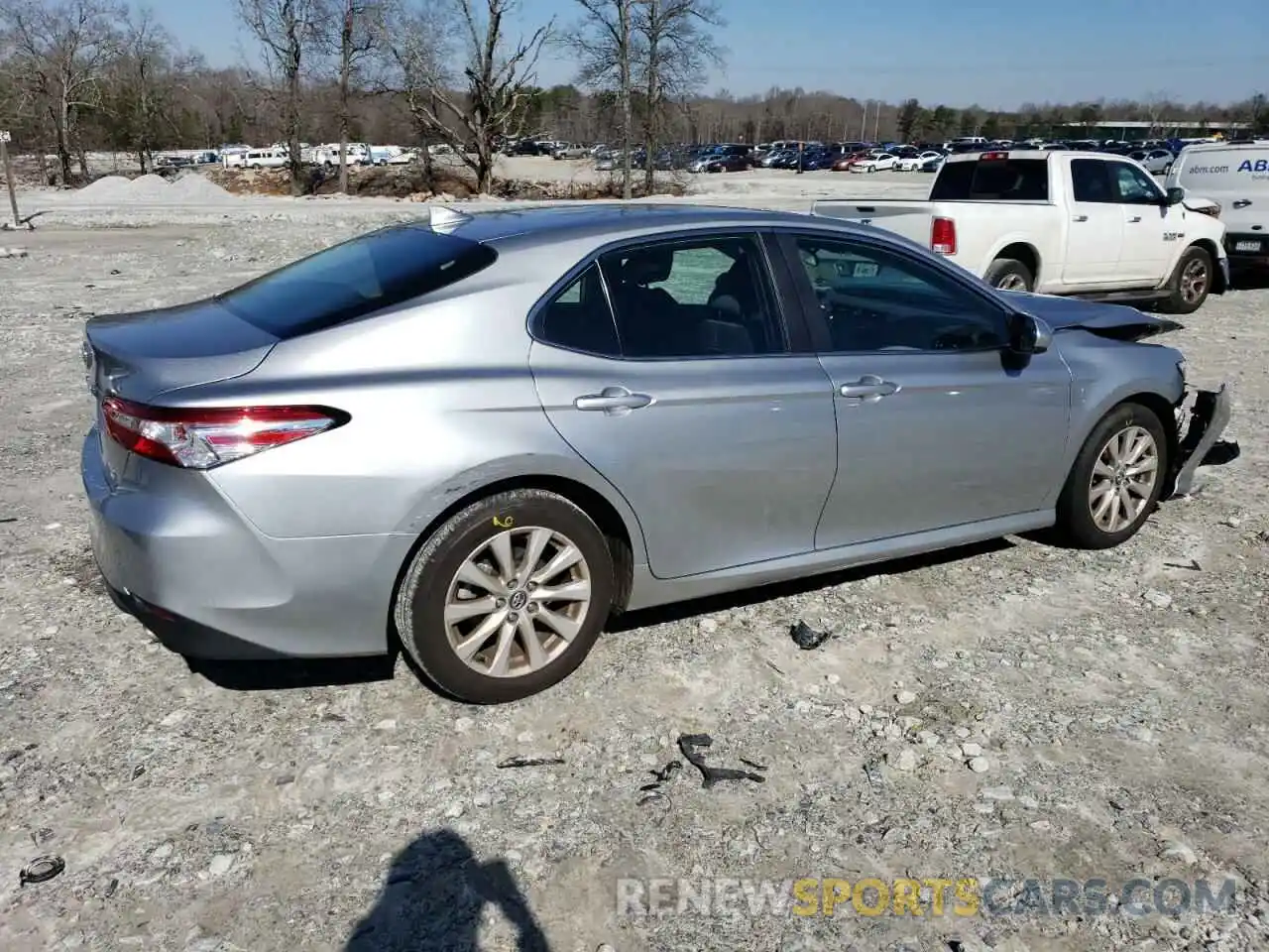 3 Photograph of a damaged car 4T1C11AK0LU920073 TOYOTA CAMRY 2020