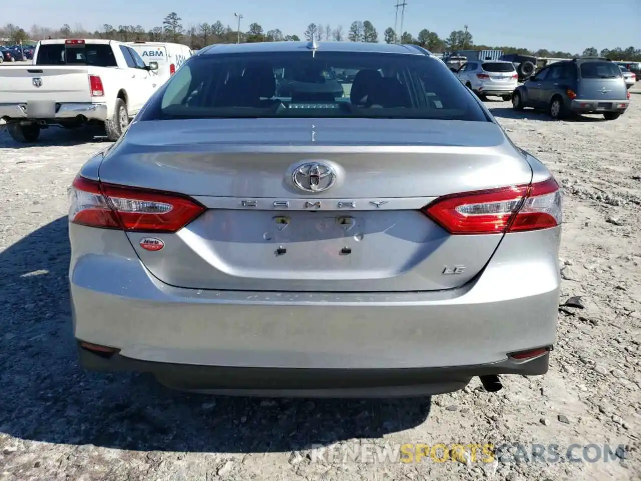 6 Photograph of a damaged car 4T1C11AK0LU920073 TOYOTA CAMRY 2020