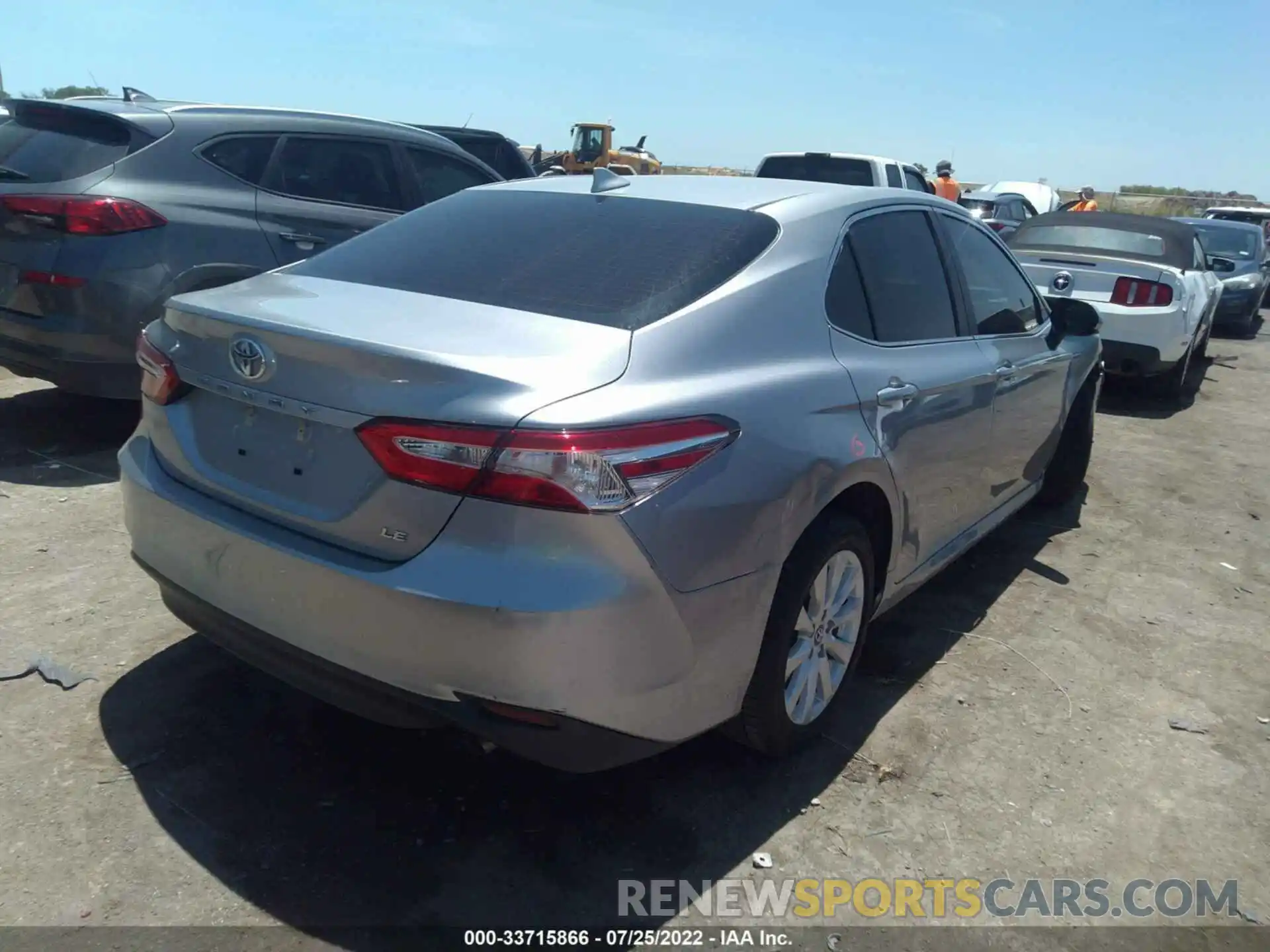 4 Photograph of a damaged car 4T1C11AK0LU931641 TOYOTA CAMRY 2020