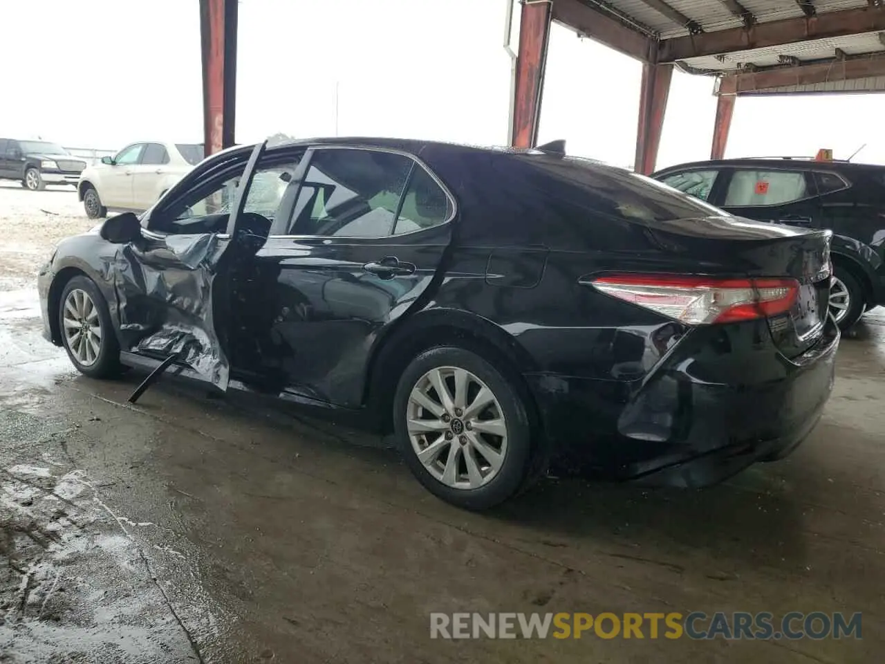 2 Photograph of a damaged car 4T1C11AK0LU937052 TOYOTA CAMRY 2020