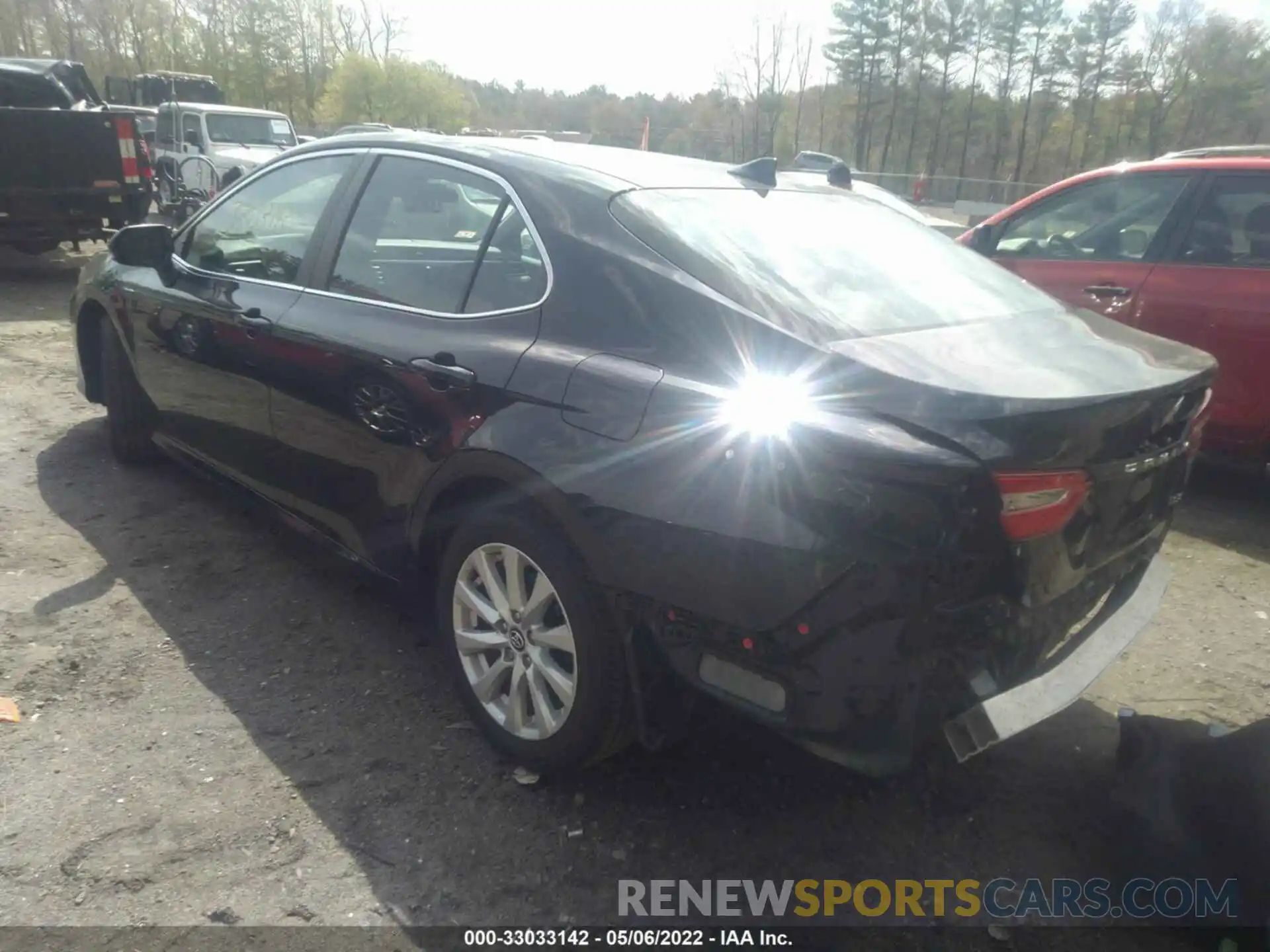 3 Photograph of a damaged car 4T1C11AK0LU942834 TOYOTA CAMRY 2020