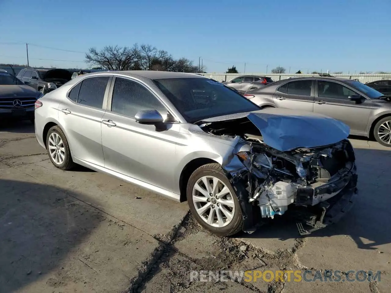 4 Photograph of a damaged car 4T1C11AK0LU963716 TOYOTA CAMRY 2020