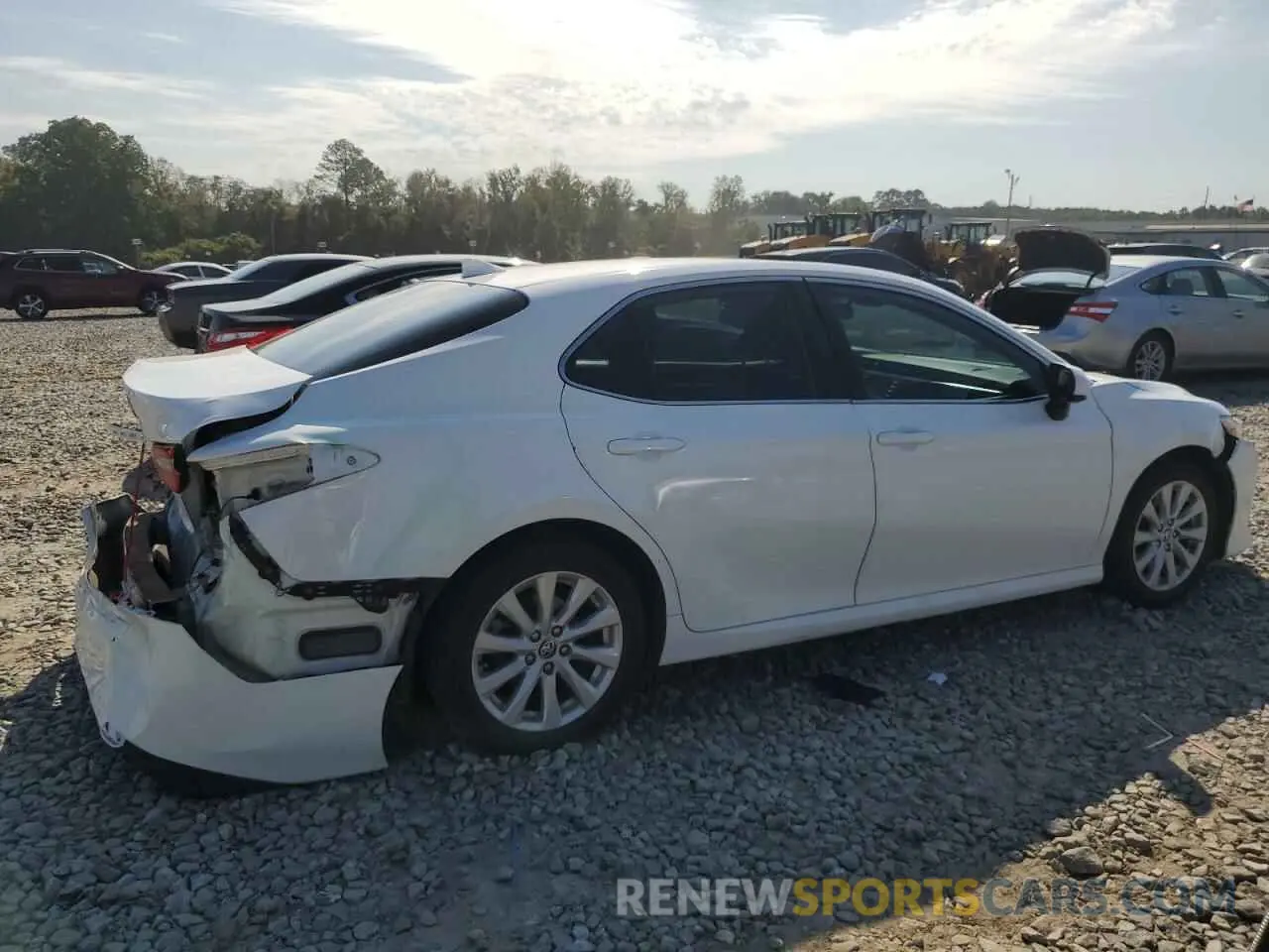 3 Photograph of a damaged car 4T1C11AK0LU983187 TOYOTA CAMRY 2020