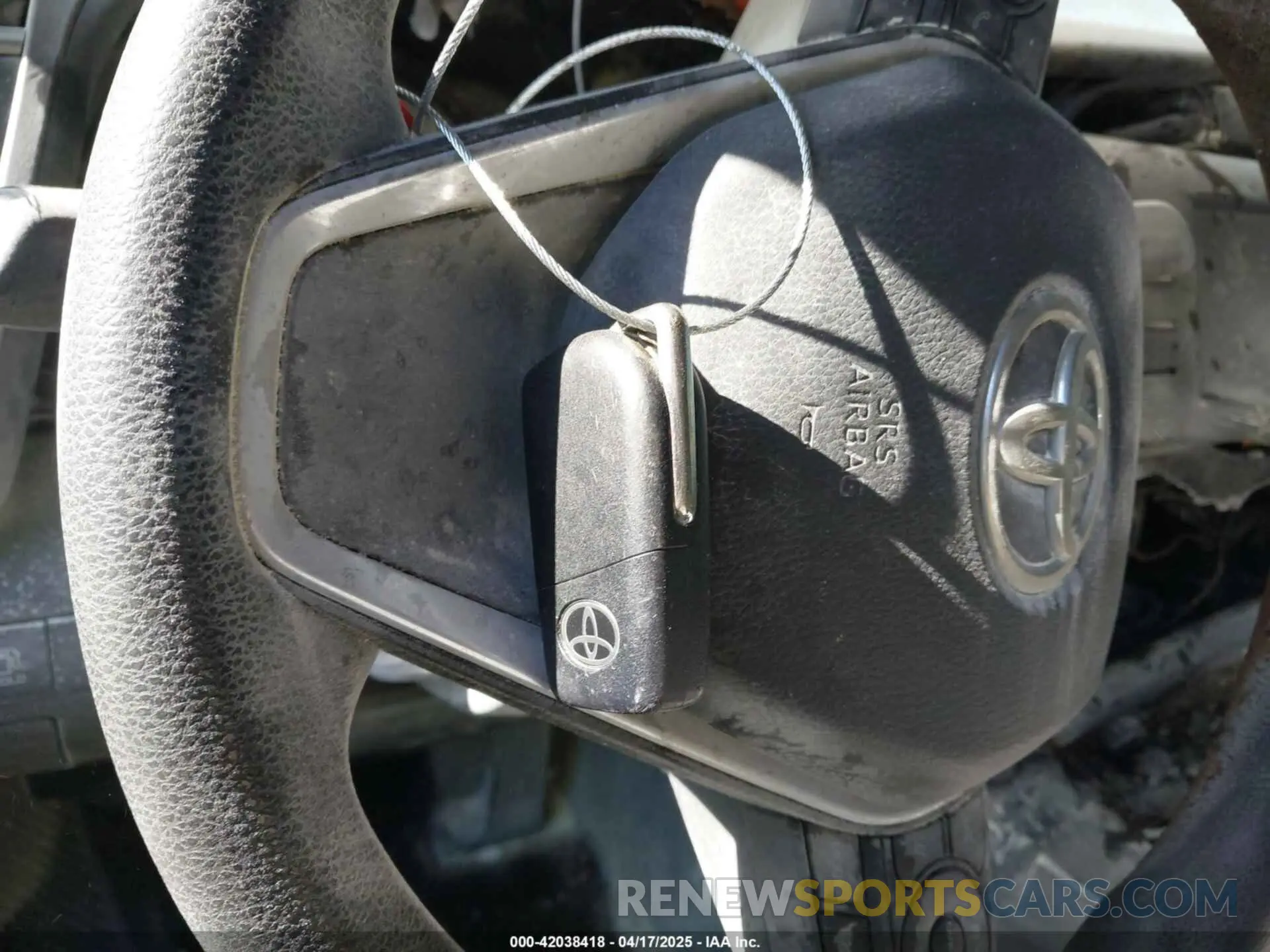11 Photograph of a damaged car 4T1C11AK0LU994397 TOYOTA CAMRY 2020