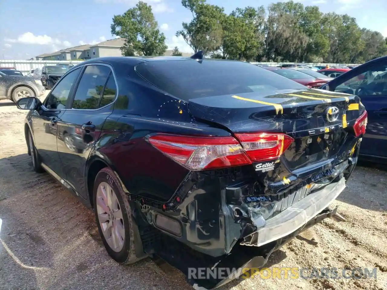 3 Photograph of a damaged car 4T1C11AK0LU996523 TOYOTA CAMRY 2020