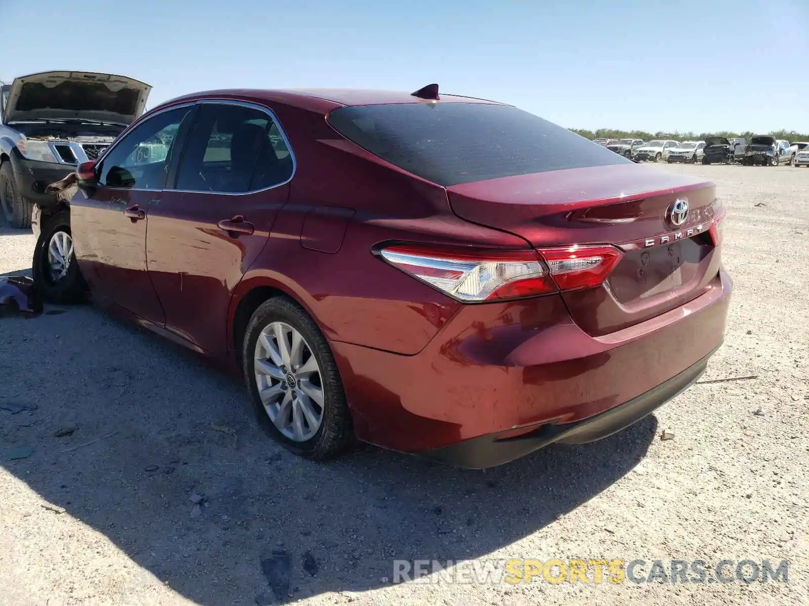 3 Photograph of a damaged car 4T1C11AK0LU998465 TOYOTA CAMRY 2020