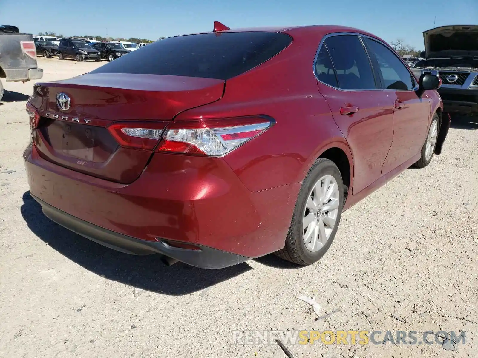 4 Photograph of a damaged car 4T1C11AK0LU998465 TOYOTA CAMRY 2020