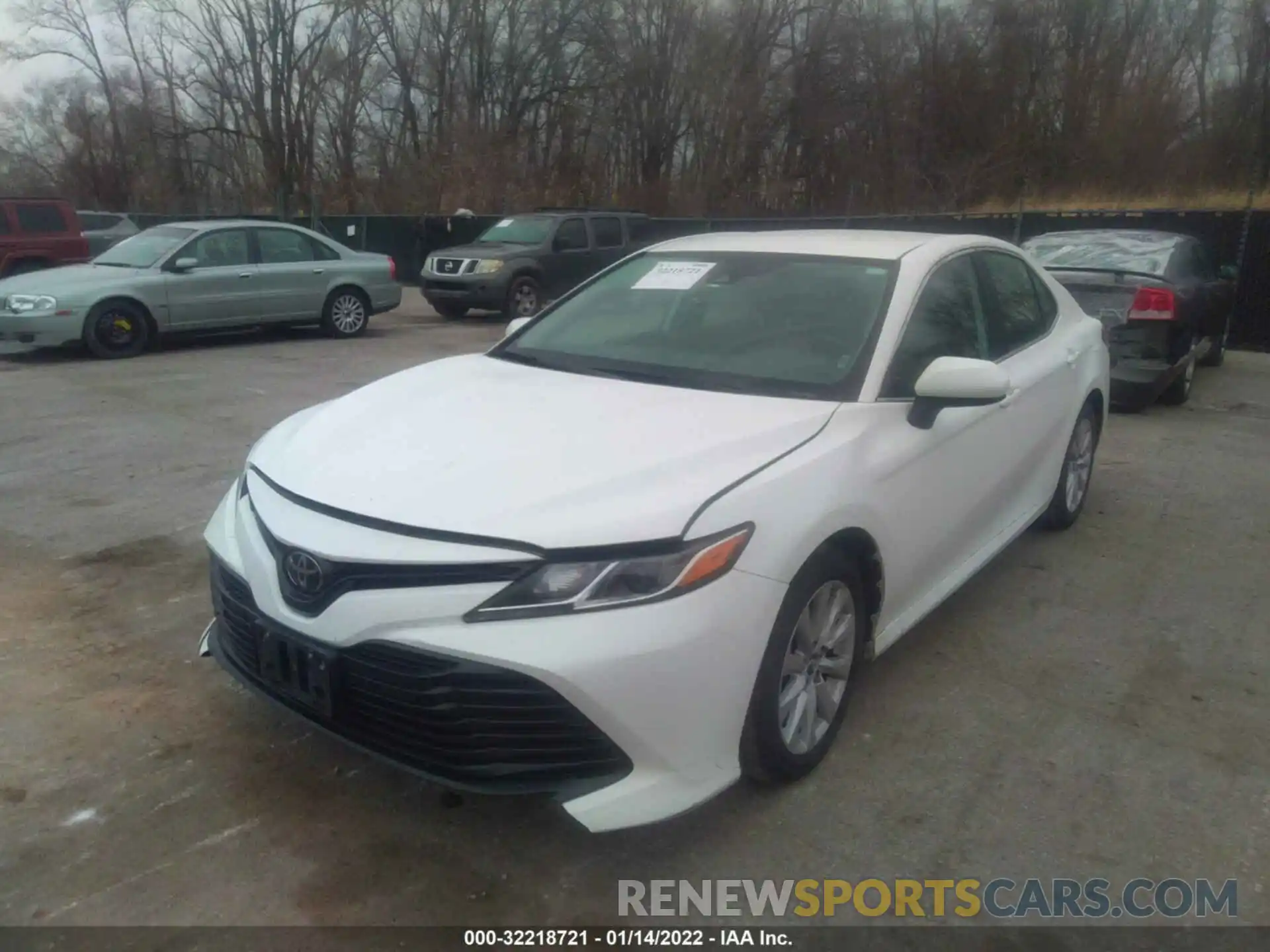 6 Photograph of a damaged car 4T1C11AK1LU334367 TOYOTA CAMRY 2020