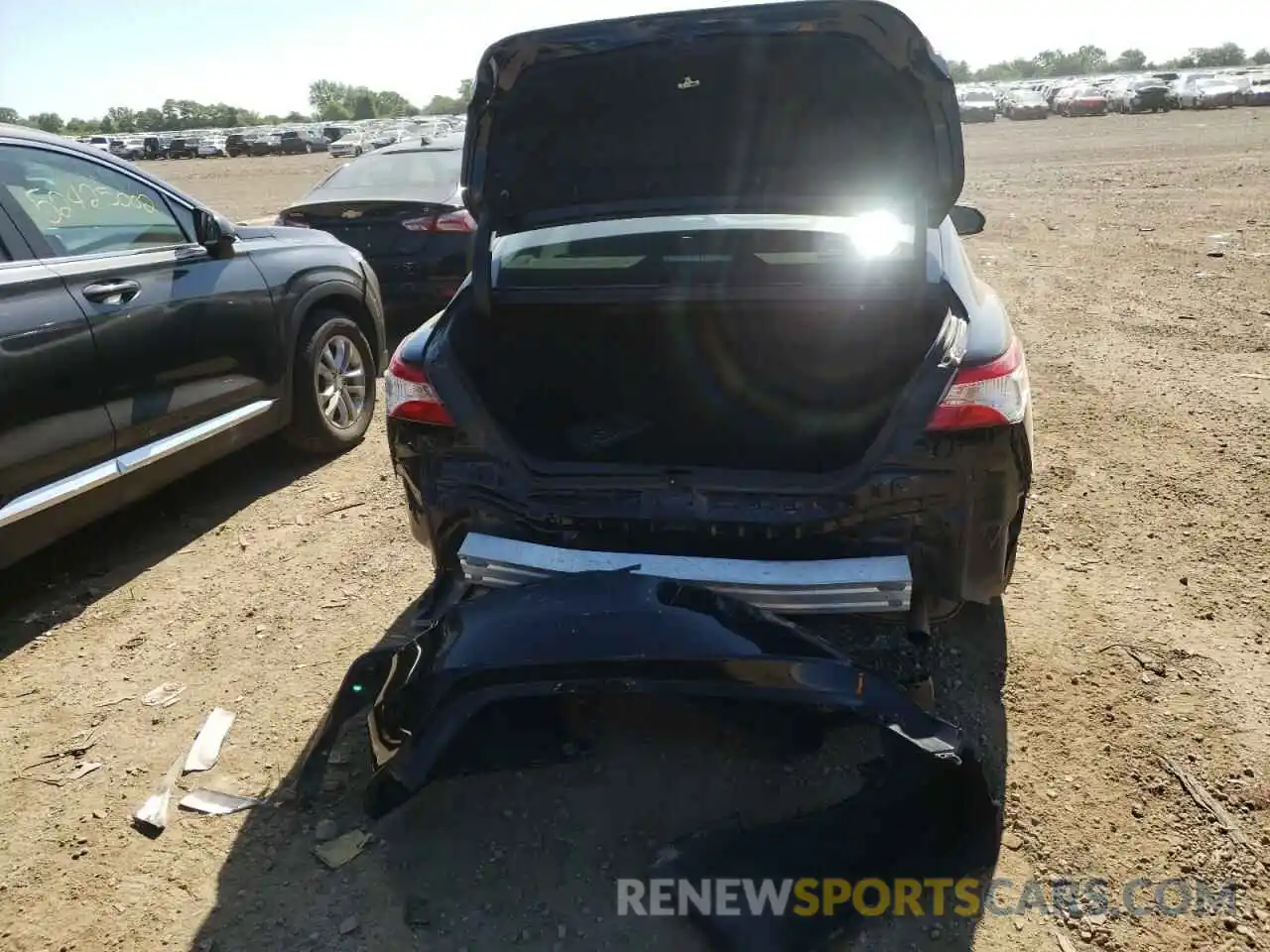 9 Photograph of a damaged car 4T1C11AK1LU343098 TOYOTA CAMRY 2020