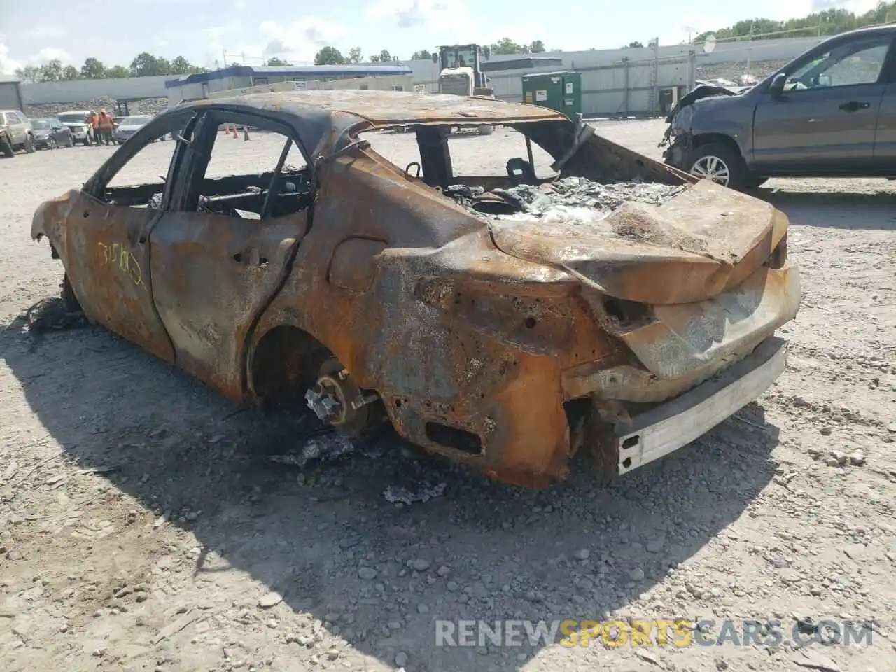 3 Photograph of a damaged car 4T1C11AK1LU343568 TOYOTA CAMRY 2020