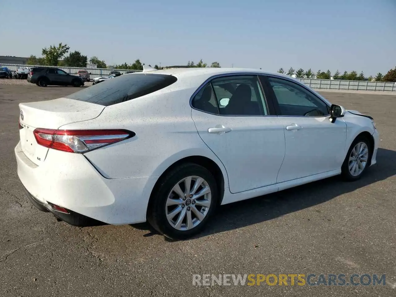 3 Photograph of a damaged car 4T1C11AK1LU343828 TOYOTA CAMRY 2020