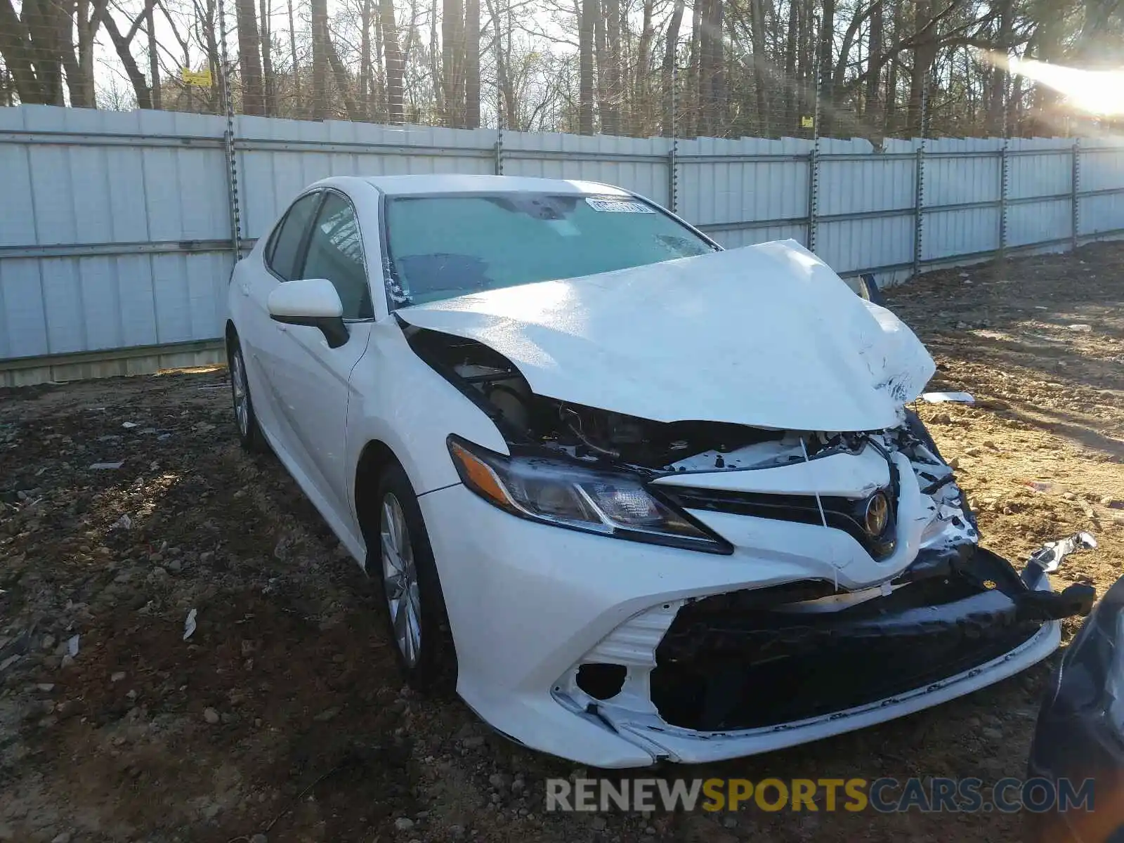 1 Photograph of a damaged car 4T1C11AK1LU361066 TOYOTA CAMRY 2020