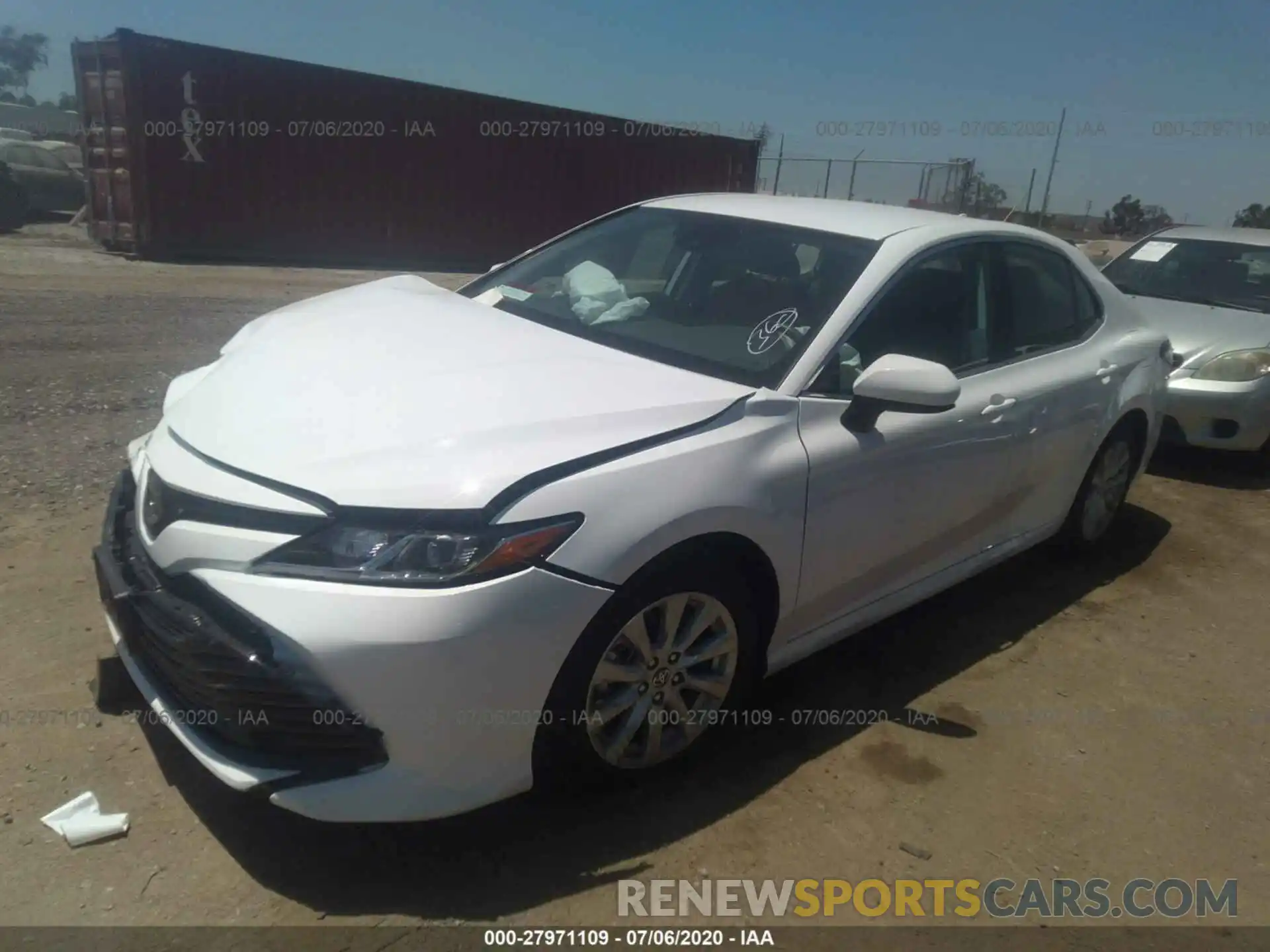 2 Photograph of a damaged car 4T1C11AK1LU364176 TOYOTA CAMRY 2020