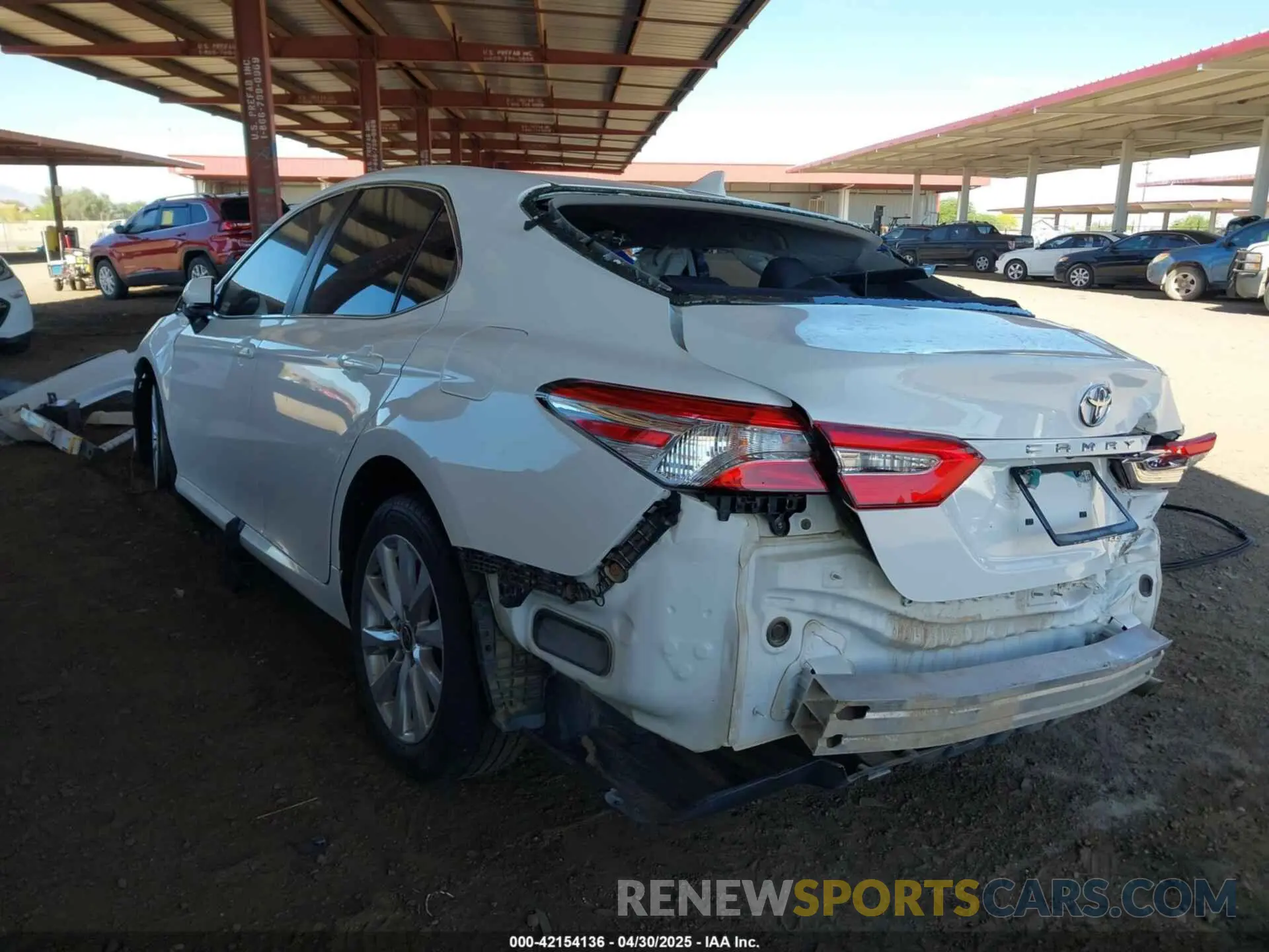 3 Photograph of a damaged car 4T1C11AK1LU366915 TOYOTA CAMRY 2020