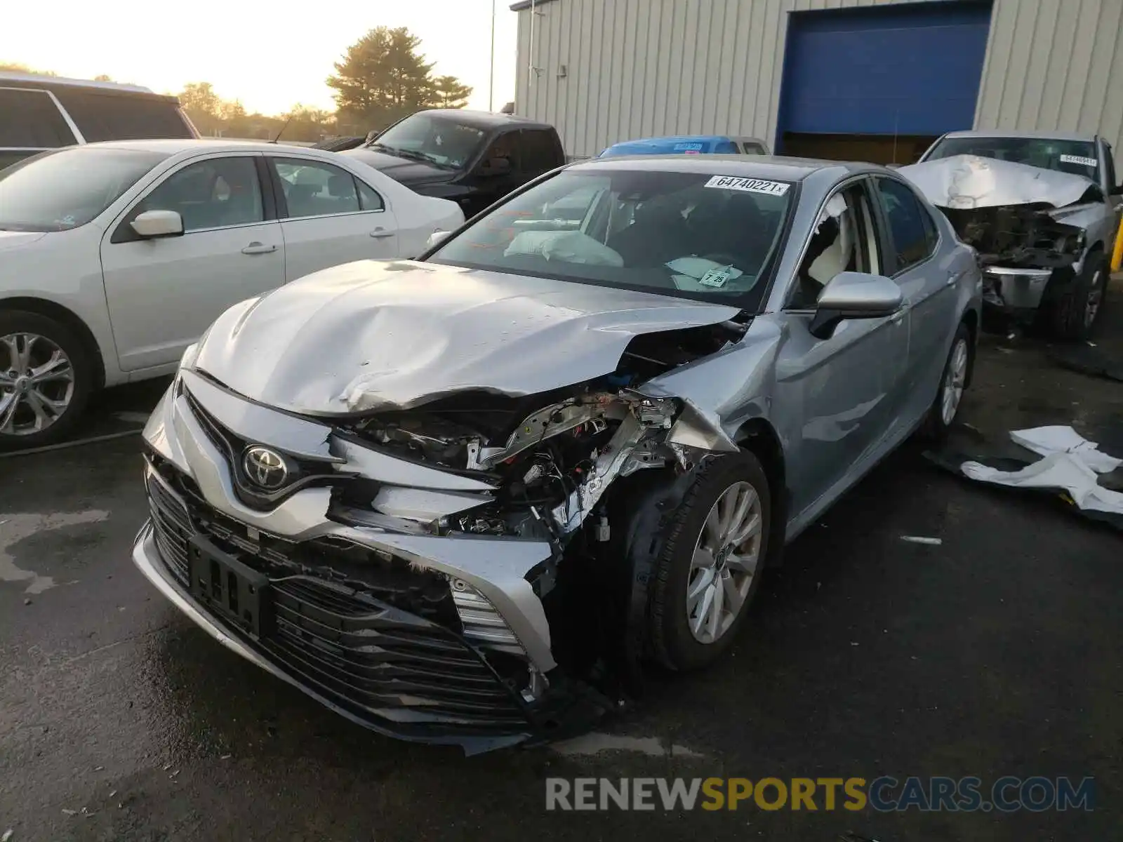 2 Photograph of a damaged car 4T1C11AK1LU370107 TOYOTA CAMRY 2020