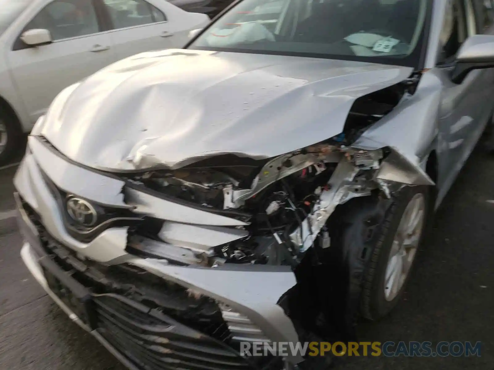 9 Photograph of a damaged car 4T1C11AK1LU370107 TOYOTA CAMRY 2020