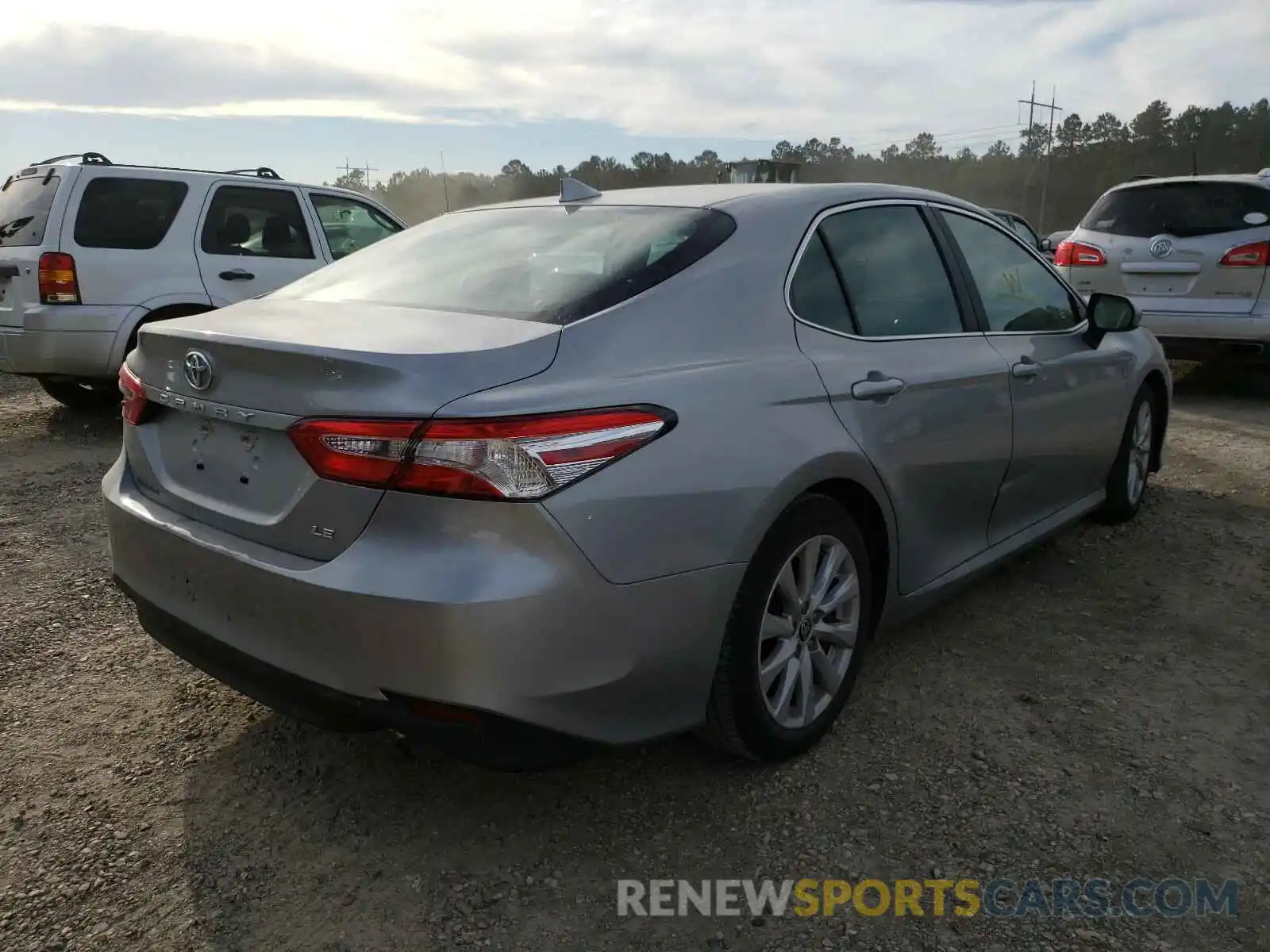 4 Photograph of a damaged car 4T1C11AK1LU379616 TOYOTA CAMRY 2020