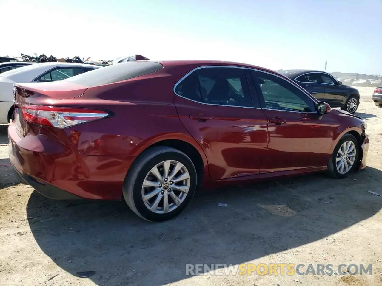 3 Photograph of a damaged car 4T1C11AK1LU399395 TOYOTA CAMRY 2020