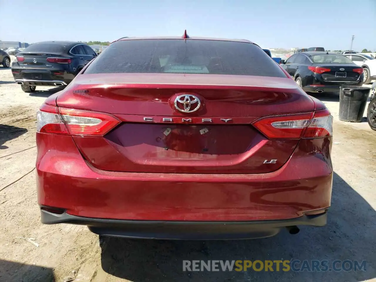 6 Photograph of a damaged car 4T1C11AK1LU399395 TOYOTA CAMRY 2020