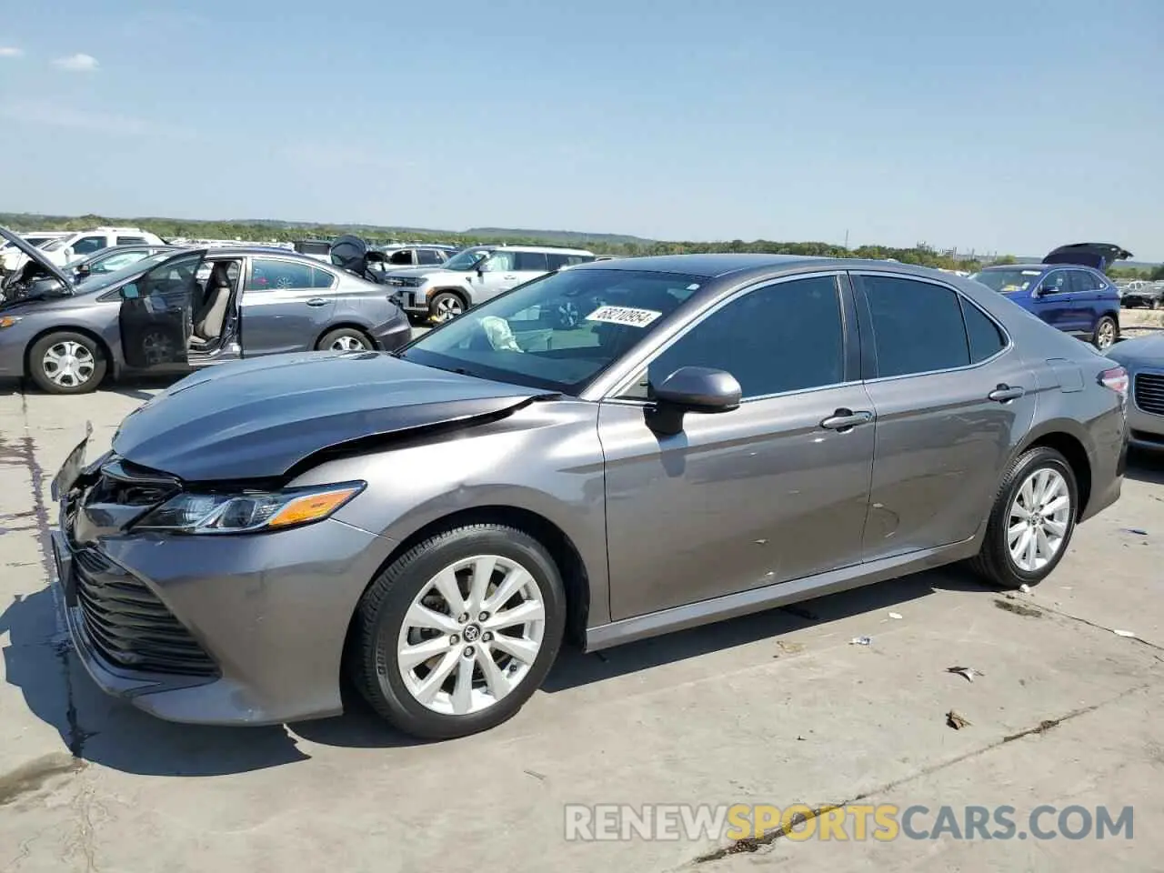 1 Photograph of a damaged car 4T1C11AK1LU884328 TOYOTA CAMRY 2020