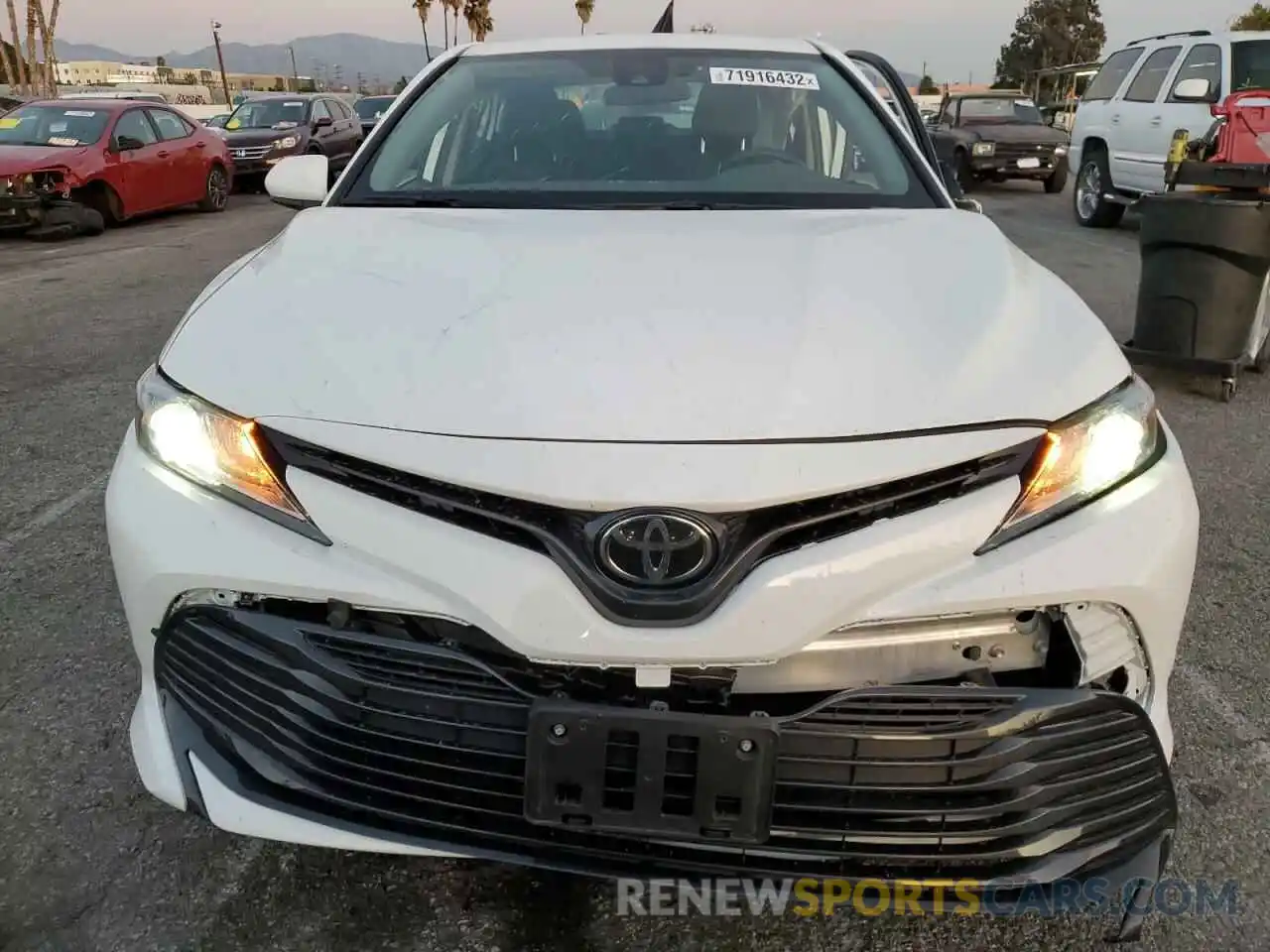 5 Photograph of a damaged car 4T1C11AK1LU903430 TOYOTA CAMRY 2020