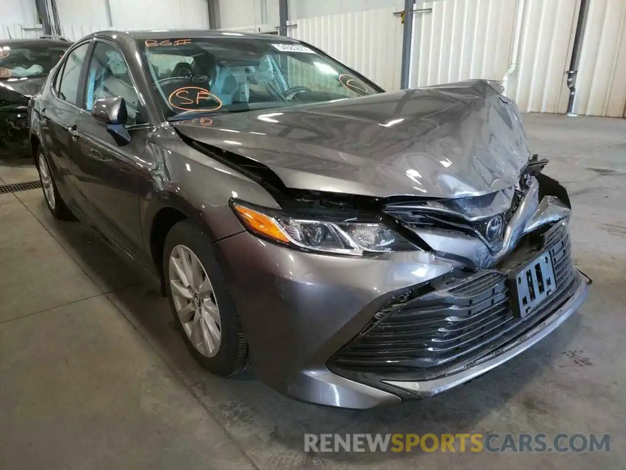 1 Photograph of a damaged car 4T1C11AK1LU904187 TOYOTA CAMRY 2020