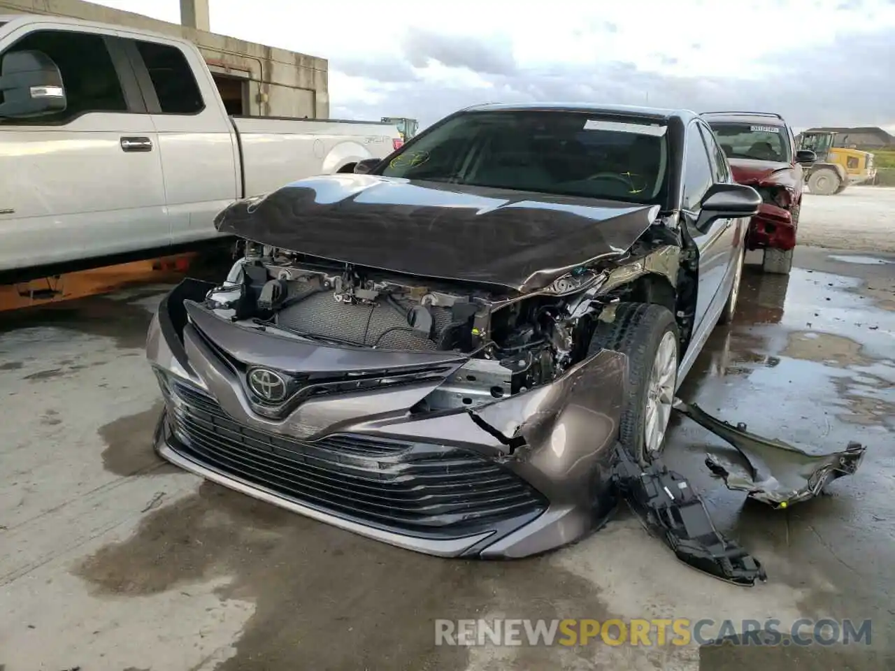 2 Photograph of a damaged car 4T1C11AK1LU911558 TOYOTA CAMRY 2020