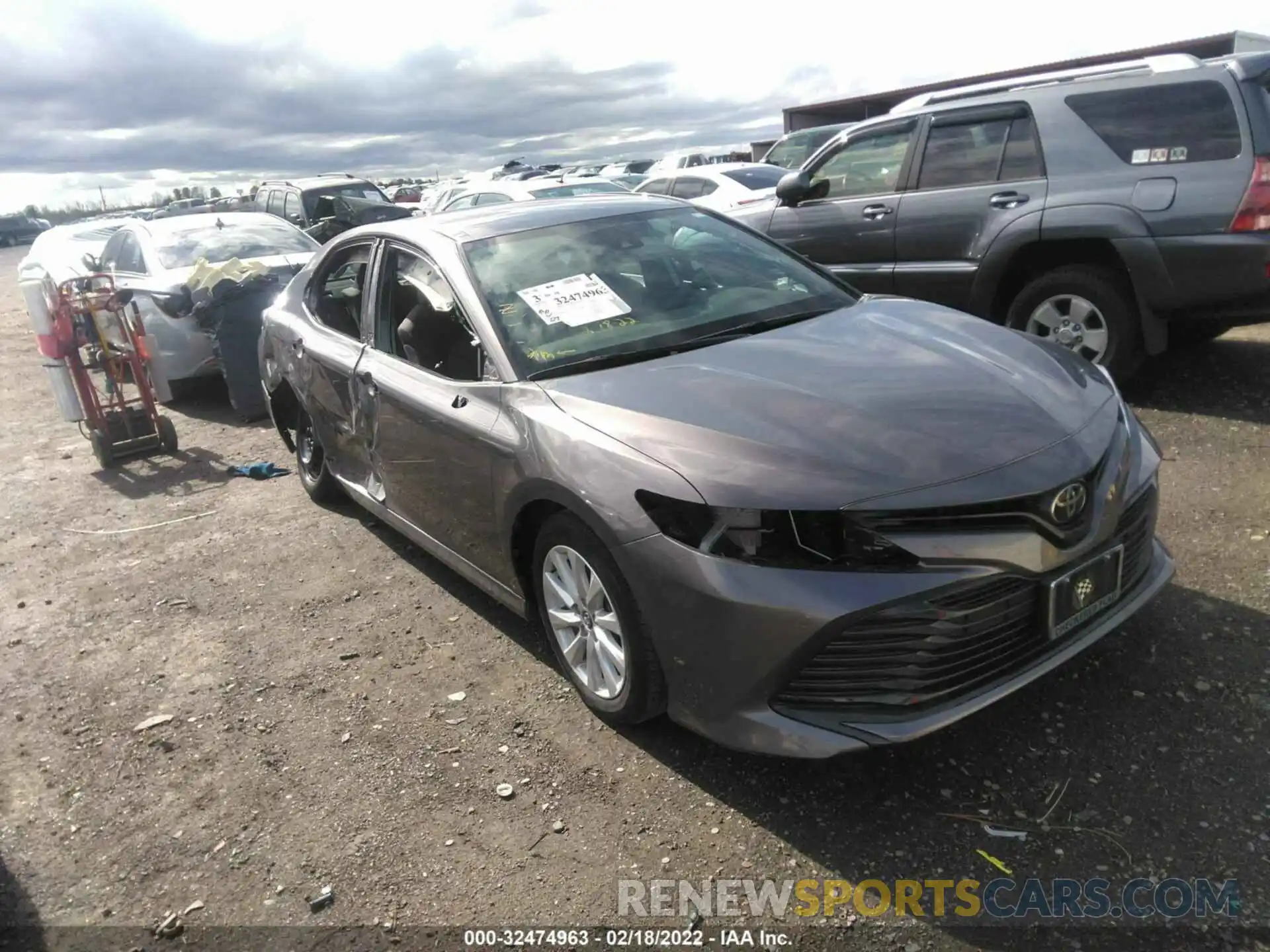 1 Photograph of a damaged car 4T1C11AK1LU911608 TOYOTA CAMRY 2020