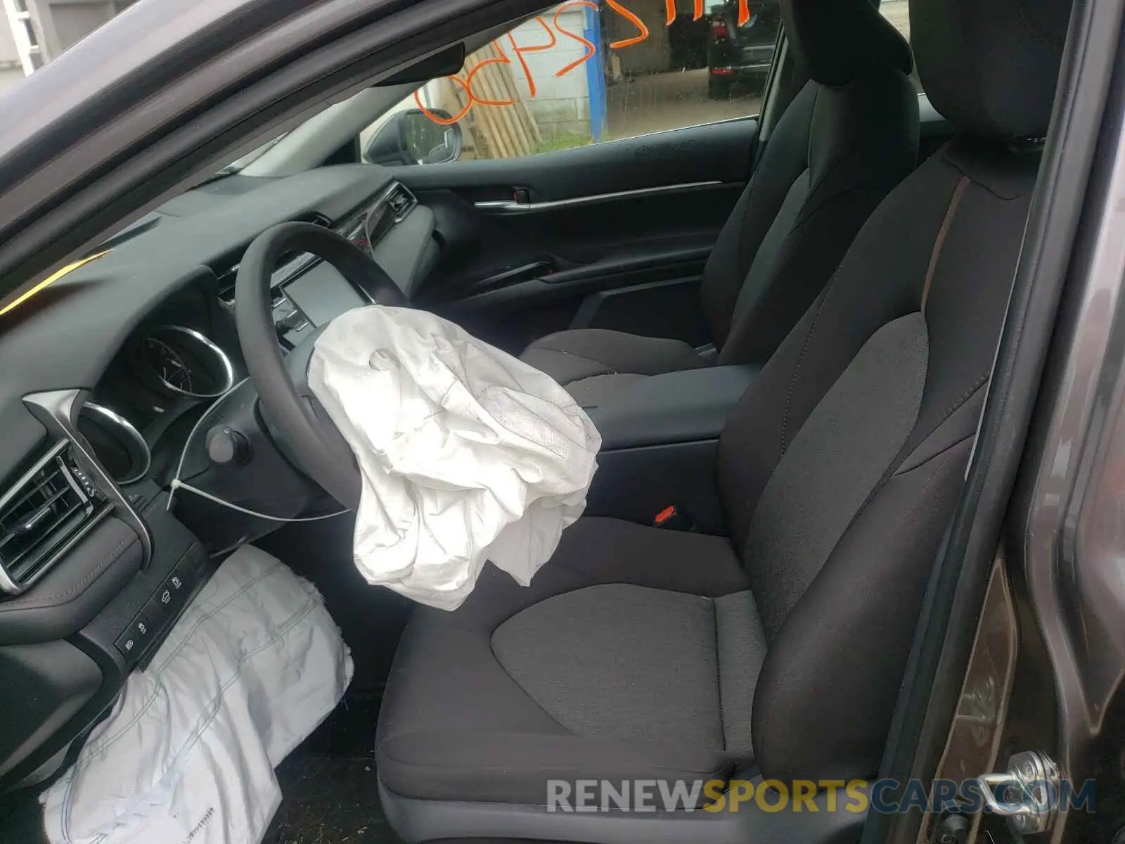 5 Photograph of a damaged car 4T1C11AK1LU911690 TOYOTA CAMRY 2020