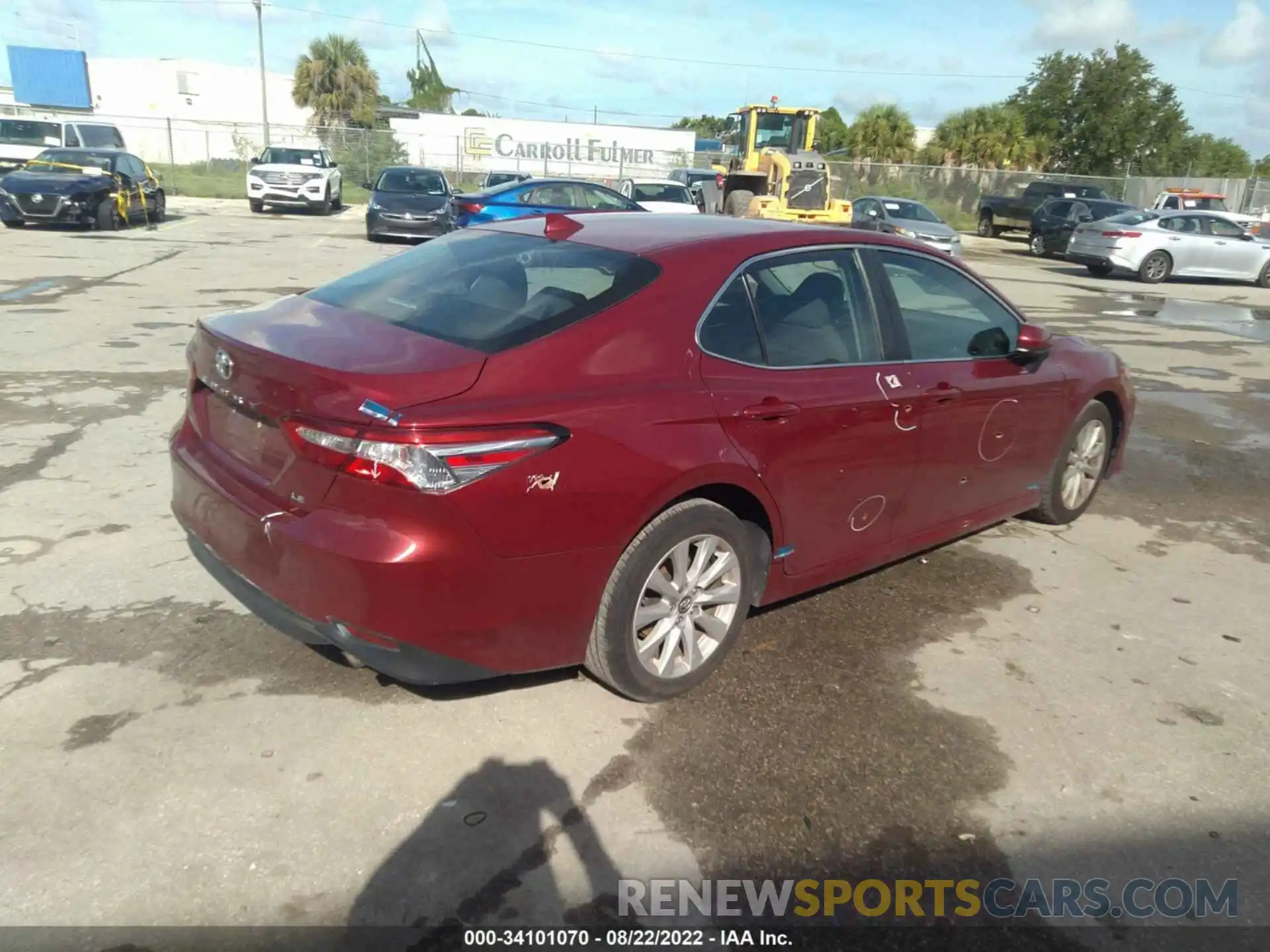 4 Photograph of a damaged car 4T1C11AK1LU918042 TOYOTA CAMRY 2020