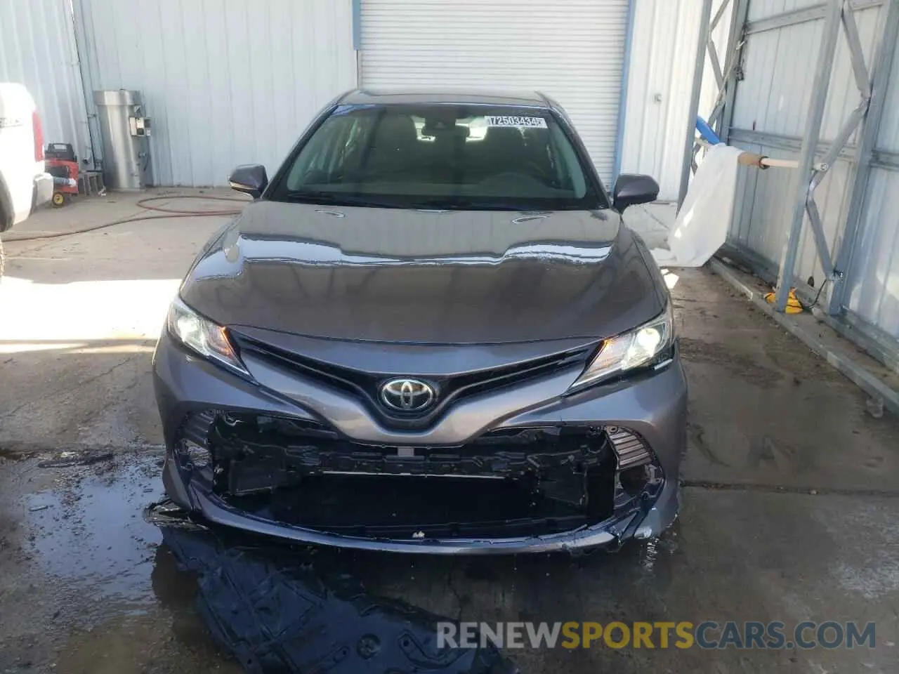5 Photograph of a damaged car 4T1C11AK1LU918963 TOYOTA CAMRY 2020