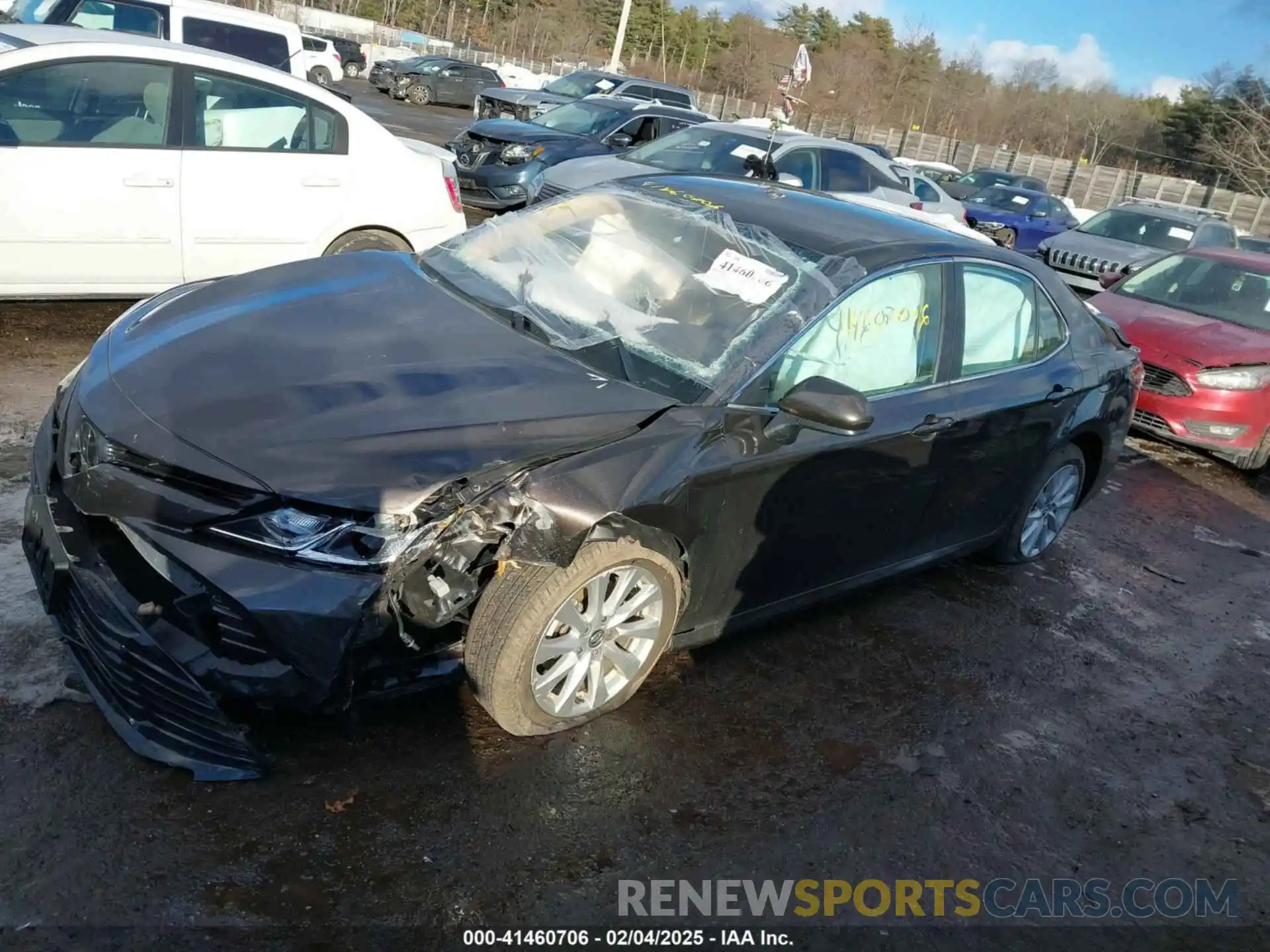 15 Photograph of a damaged car 4T1C11AK1LU927775 TOYOTA CAMRY 2020