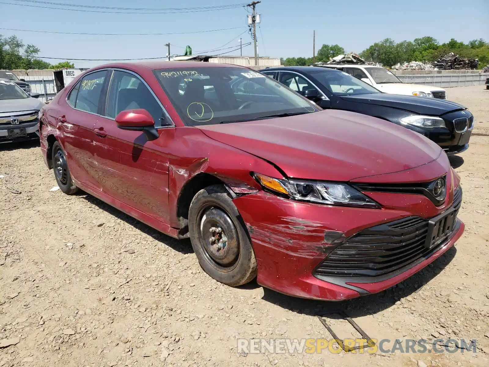 1 Photograph of a damaged car 4T1C11AK1LU930661 TOYOTA CAMRY 2020