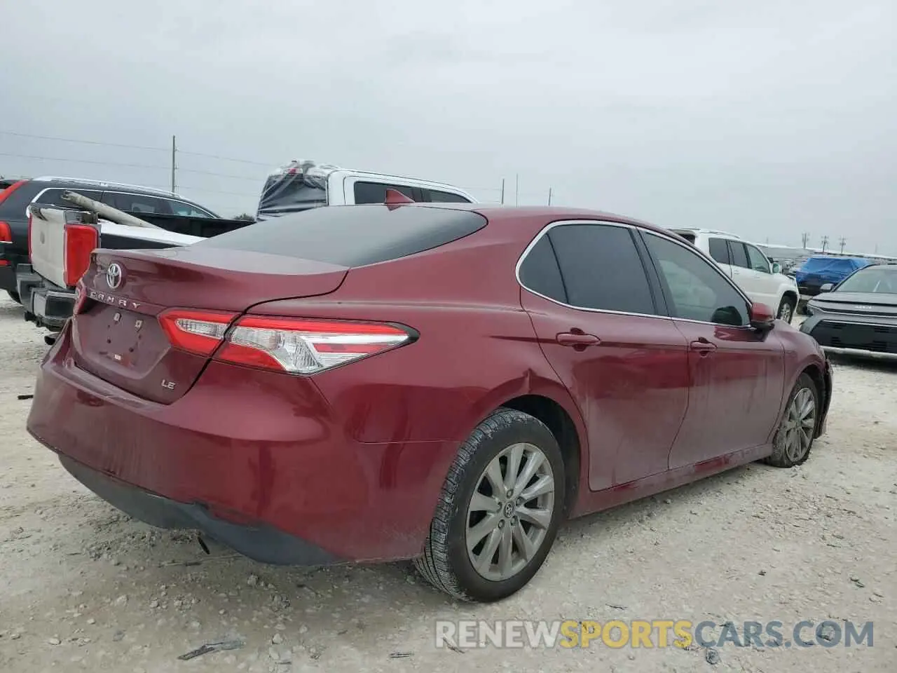 3 Photograph of a damaged car 4T1C11AK1LU938758 TOYOTA CAMRY 2020