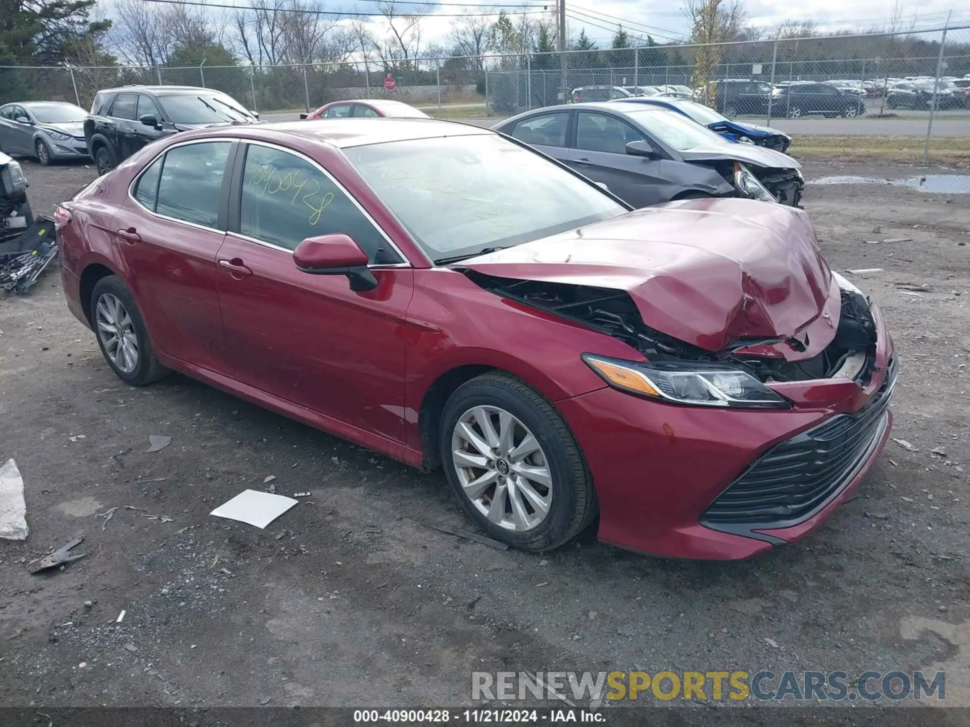 1 Photograph of a damaged car 4T1C11AK1LU942289 TOYOTA CAMRY 2020