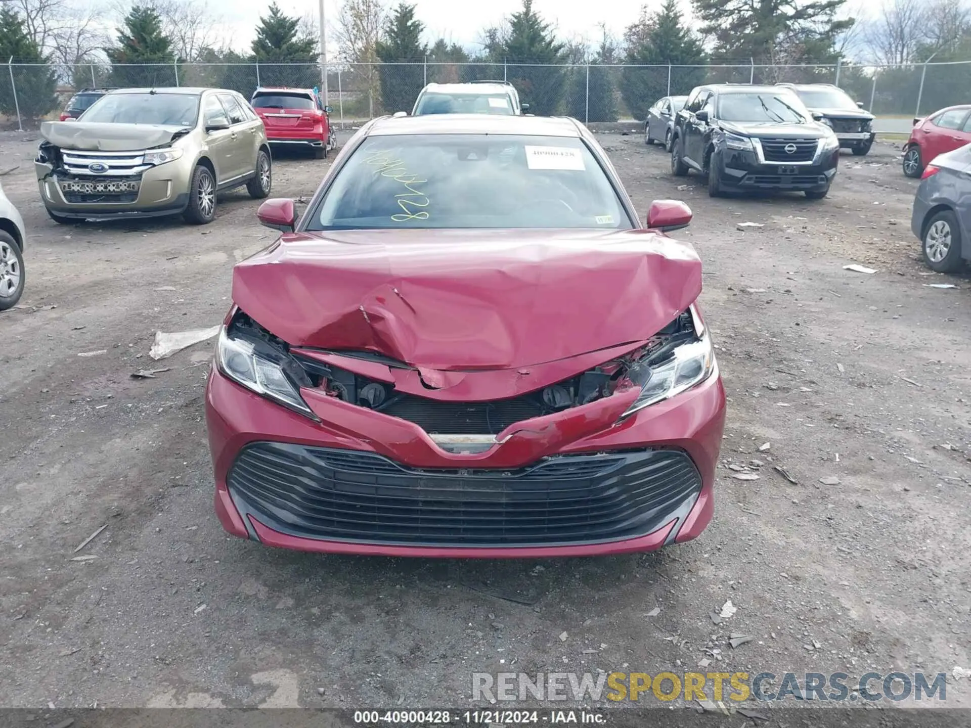 12 Photograph of a damaged car 4T1C11AK1LU942289 TOYOTA CAMRY 2020