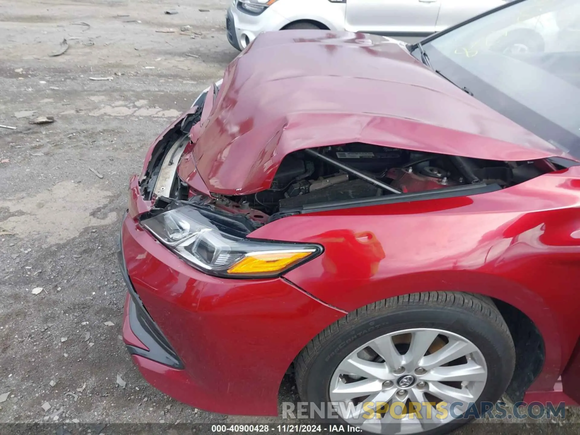 6 Photograph of a damaged car 4T1C11AK1LU942289 TOYOTA CAMRY 2020