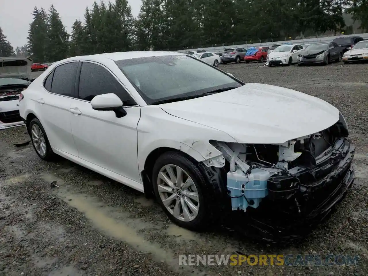 4 Photograph of a damaged car 4T1C11AK1LU965412 TOYOTA CAMRY 2020