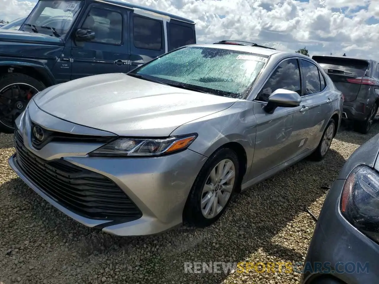1 Photograph of a damaged car 4T1C11AK1LU986762 TOYOTA CAMRY 2020